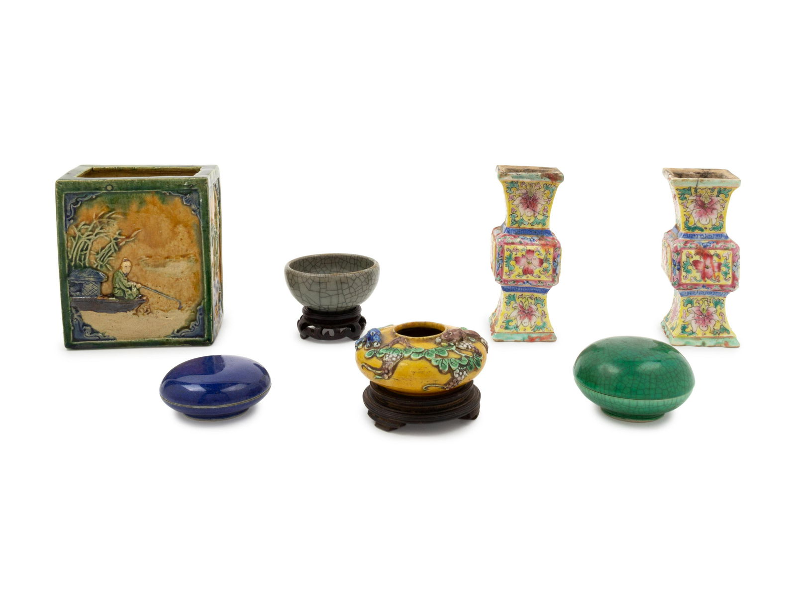 Seven Chinese Porcelain Articles Height of tallest 5 (1 of 6)