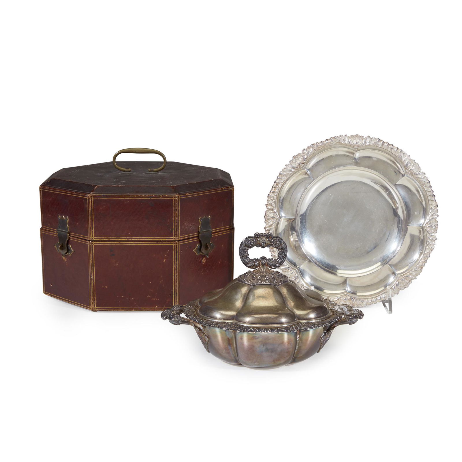 A French silver covered tureen on stand, Masion Odiot, (1 of 1)