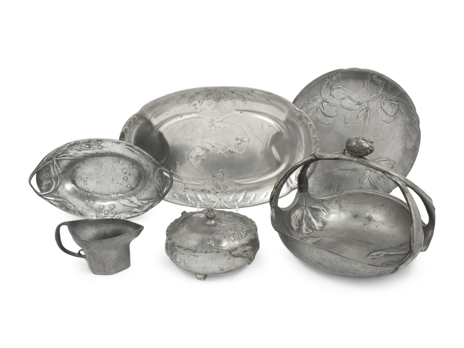 A Group of Six Kayserzinn Jugendstil Pewter Articles (1 of 4)