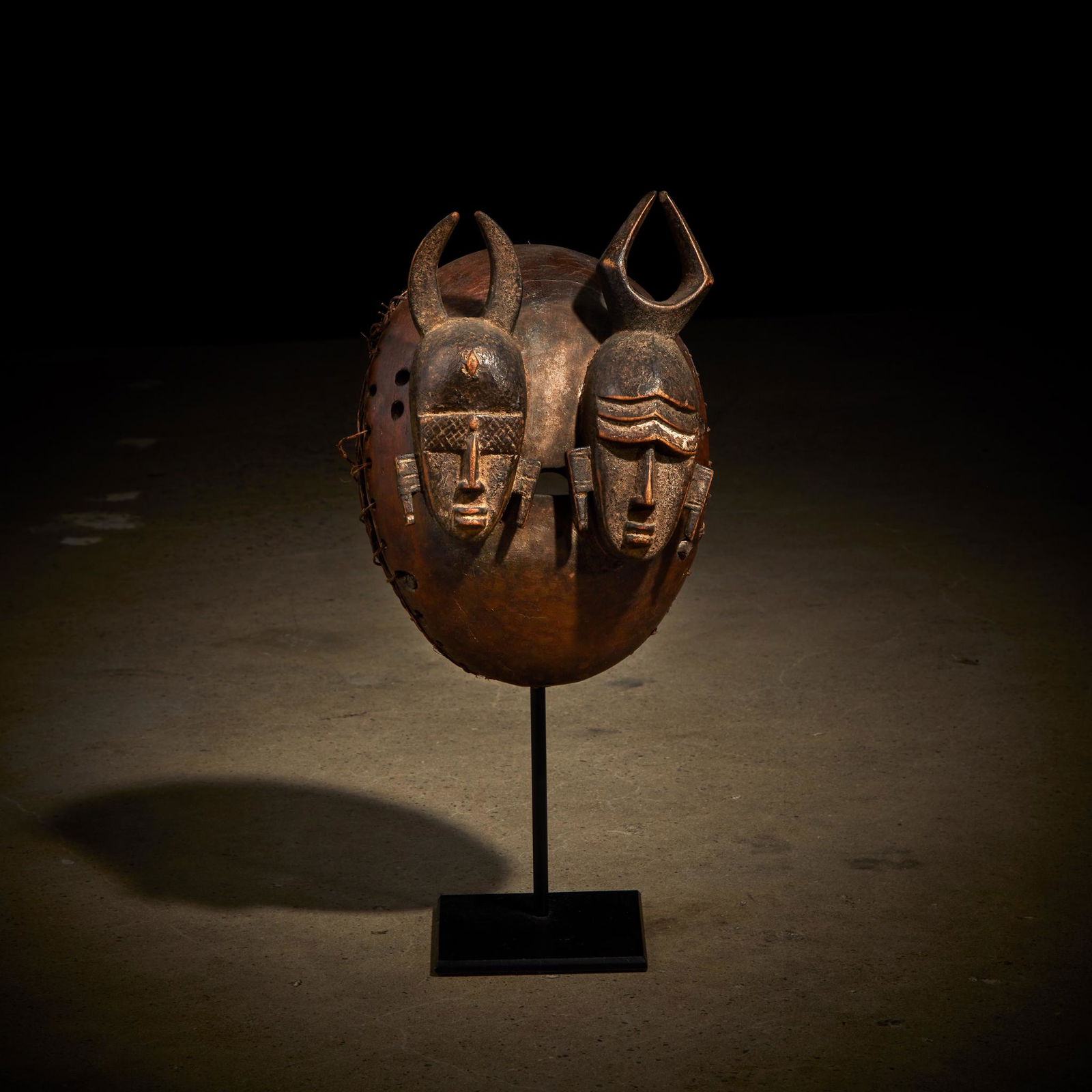 A Ligbi mask, Côte d'Ivoire (1 of 2)
