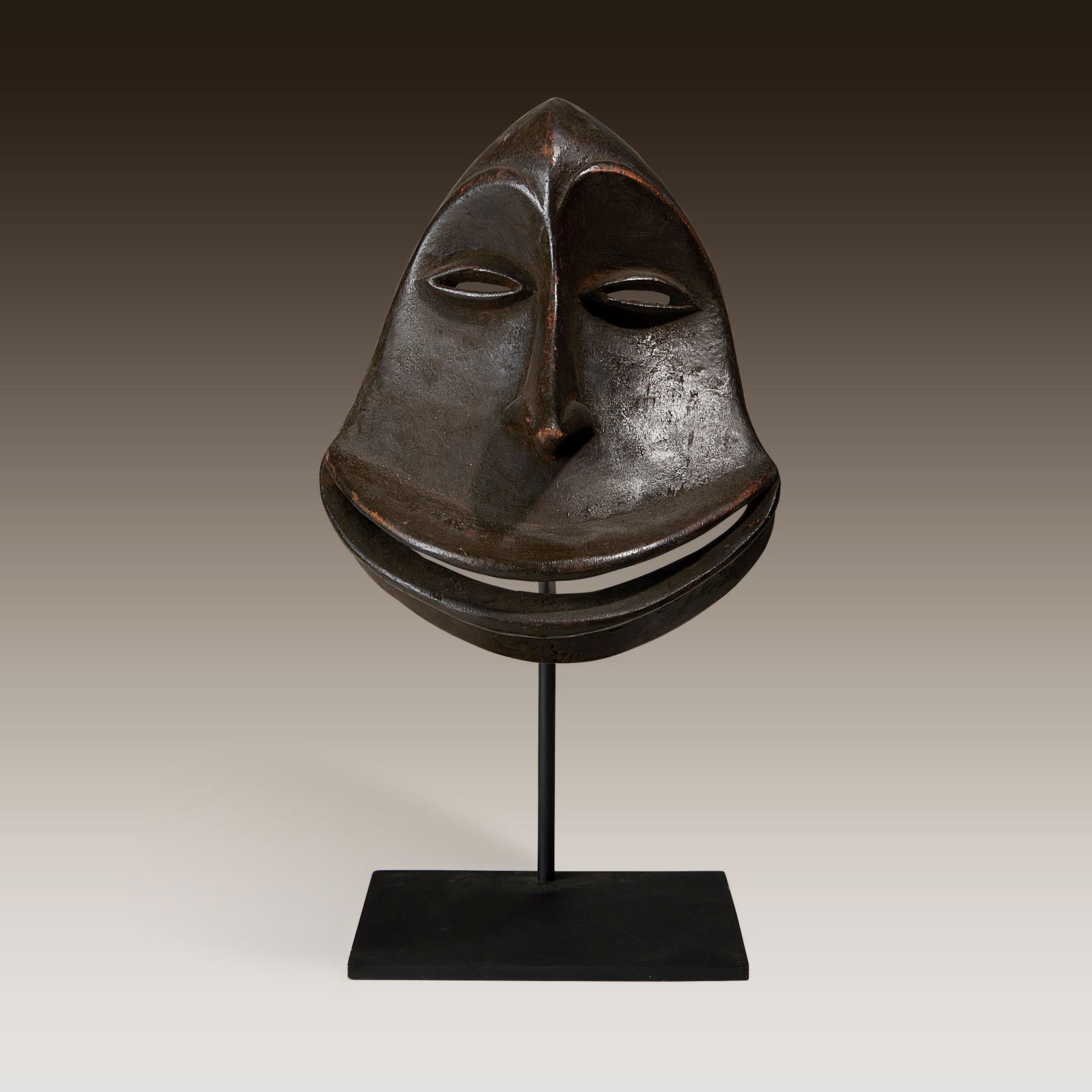 A Hemba chimpanzee mask, Sokomutu, Democratic Republic (1 of 2)