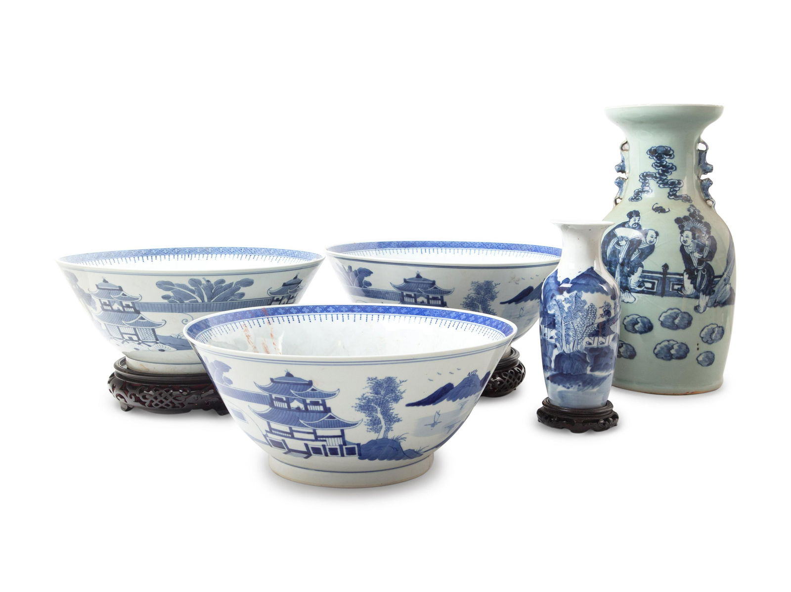 Five Chinese Blue and White Porcelain Articles (1 of 1)