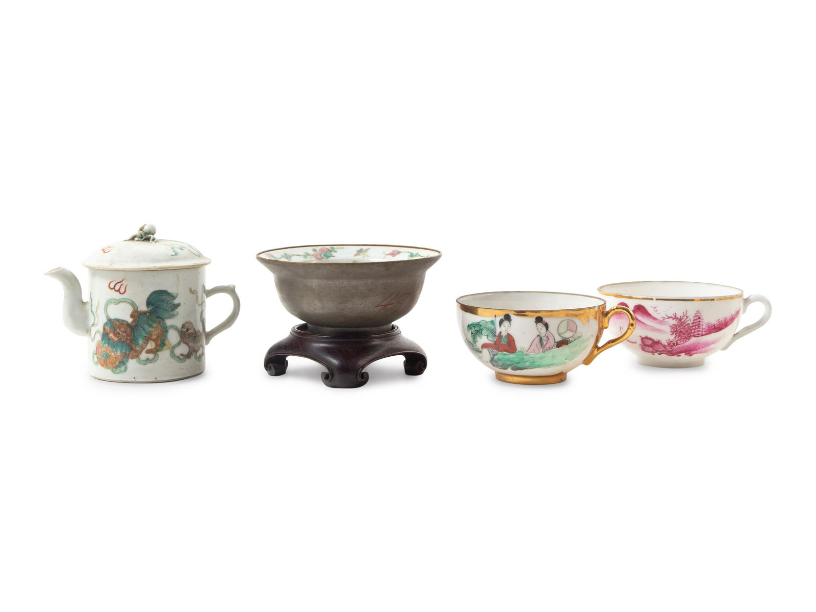Four Chinese Famille Rose Porcelain Articles (1 of 2)