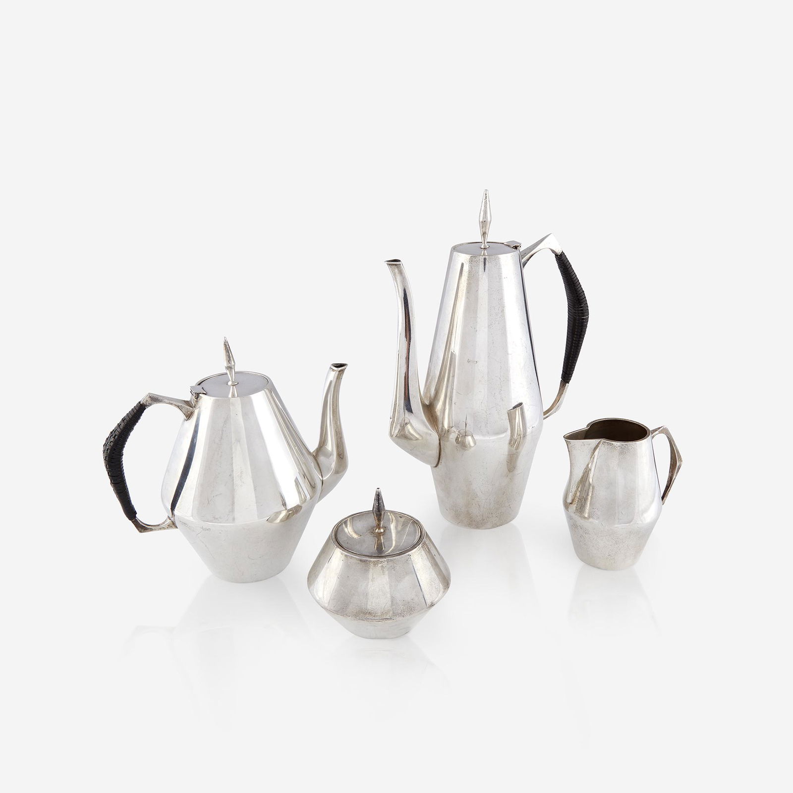 An American sterling silver tea and coffee service, Gio (1 of 2)
