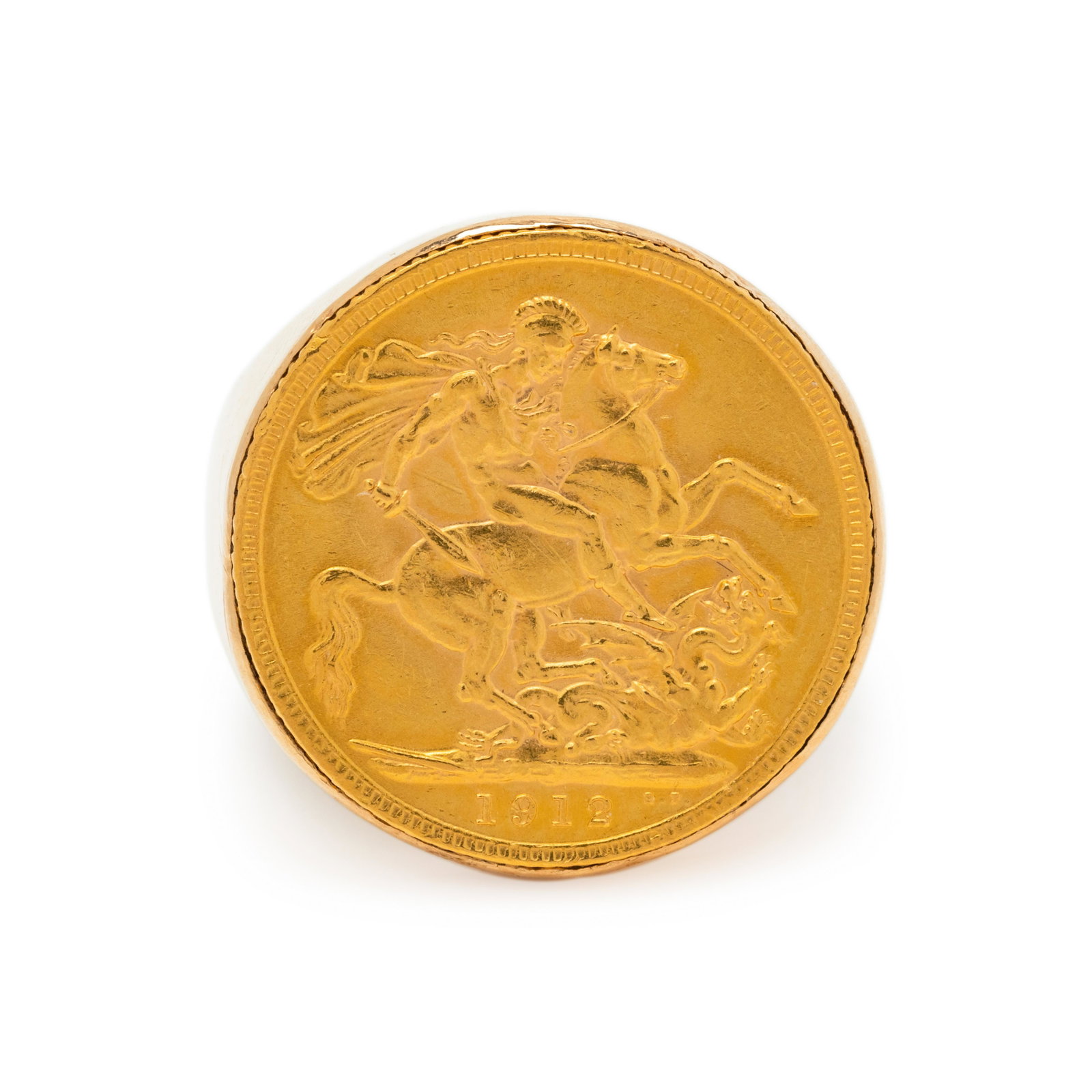 YELLOW GOLD AND COIN RING : YELLOW GOLD AND COIN RING Containing one British Sovereign George V coin, dated 1912. Stamp: 585 (obscured). 10.30 dwt.