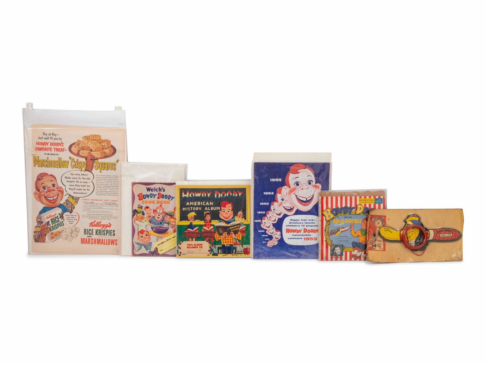 A Group of "Howdy Doody" Articles (1 of 1)