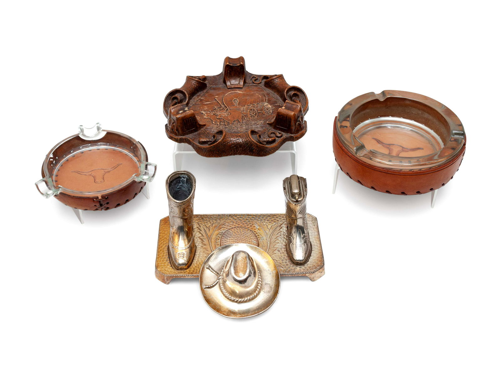 Four Western Smoking Accessories  Largest ash tray (1 of 2)