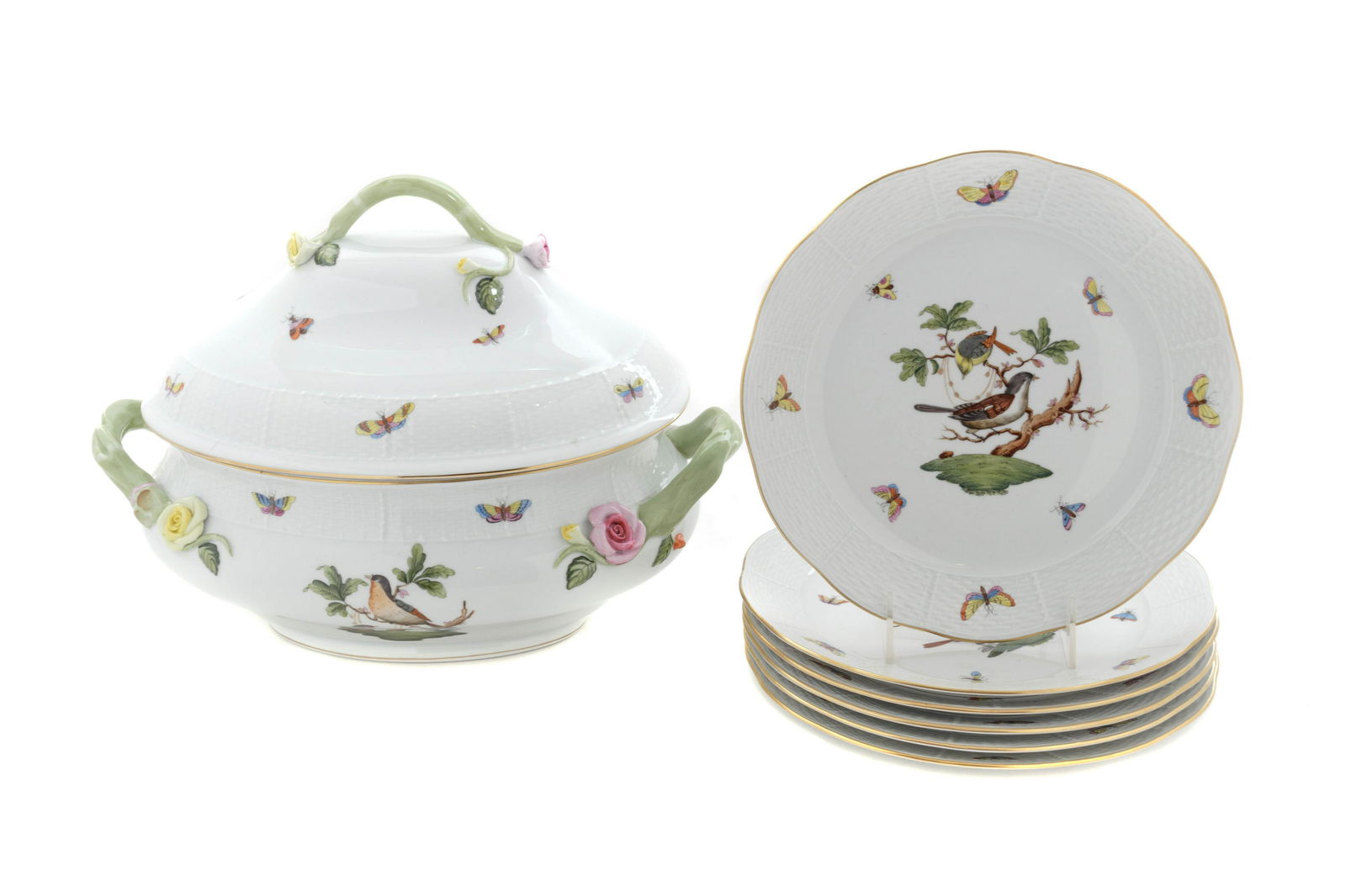 A Herend Porcelain Tureen and Six Plates (1 of 1)