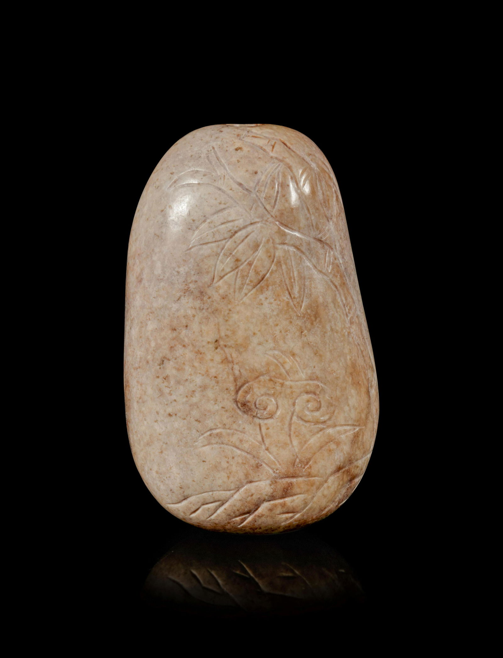 A Burned Jade Pebble-Form Snuff Bottle (1 of 4)