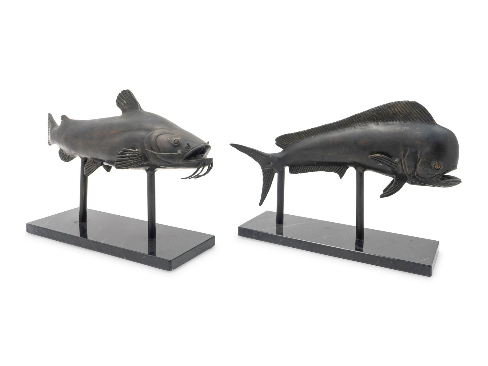 A Pair of Contemporary Patinated Bronze Fish Lengths 16 (1 of 1)