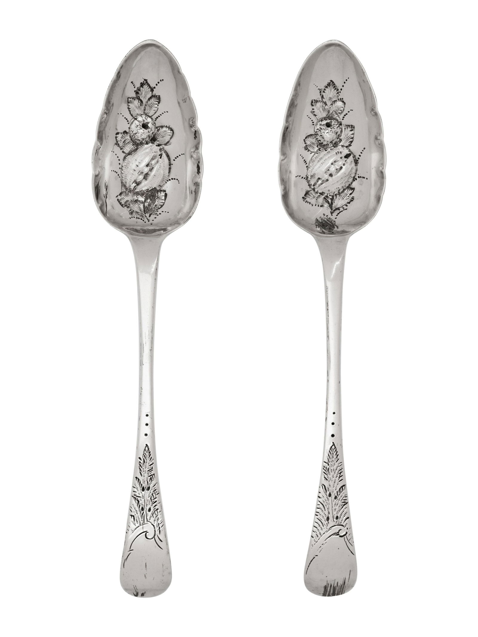 A Pair of Scottish George IV Silver Berry Spoons (1 of 3)