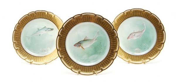 A Set of Nine English Fish Plates, Minton, Diameter 9 1: A Set of Nine English Fish Plates, Minton, each signed A.H. Wright, the various species of fish depicted in an aquatic setting. Diameter 9 1/8 inches.
