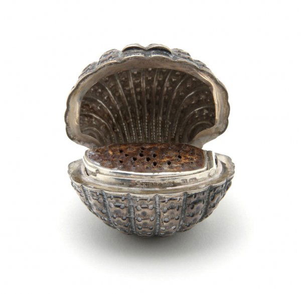 An American Sterling Silver Vinaigrette, S. Kirk &: An American Sterling Silver Vinaigrette, S. Kirk & Son, 1861-1868, of shell form; approximate weight 1.11 ozt. Width 1 3/4 inches.