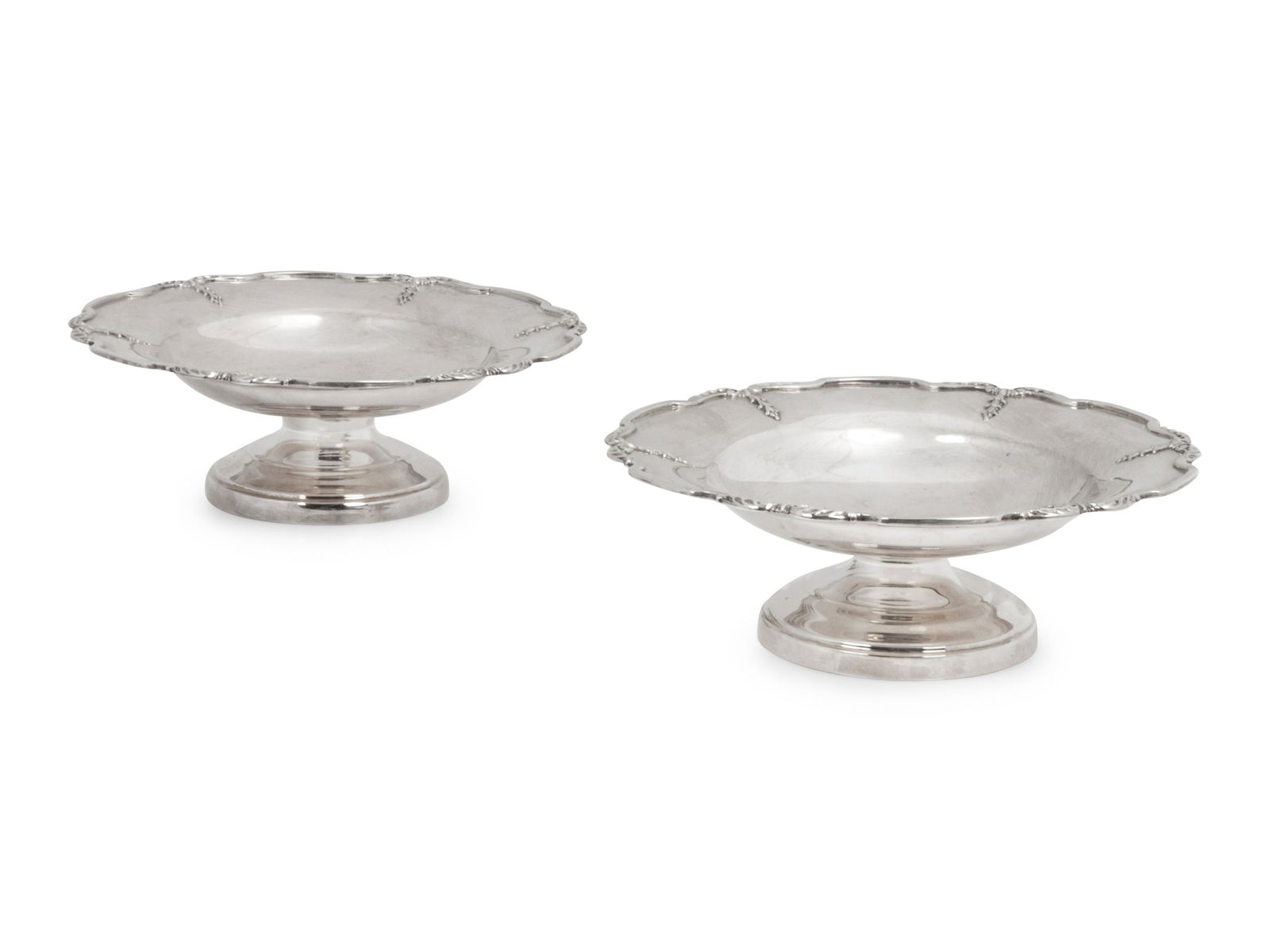 A Pair of English Silver Tazza Height 2, diameter 5 3/4 (1 of 2)