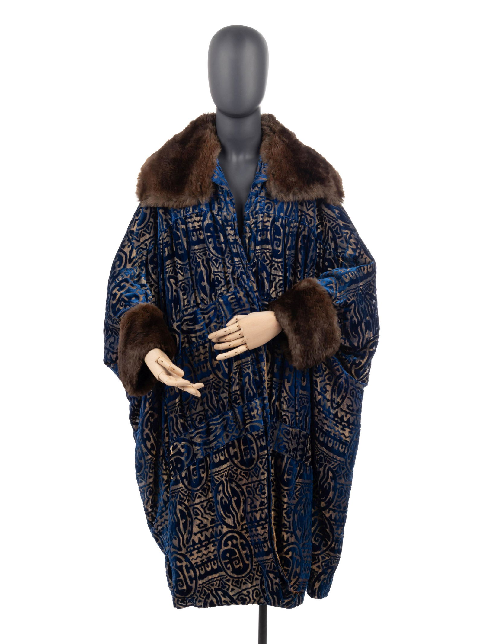 House of Weeks Evening Coat, 1920s (1 of 5)