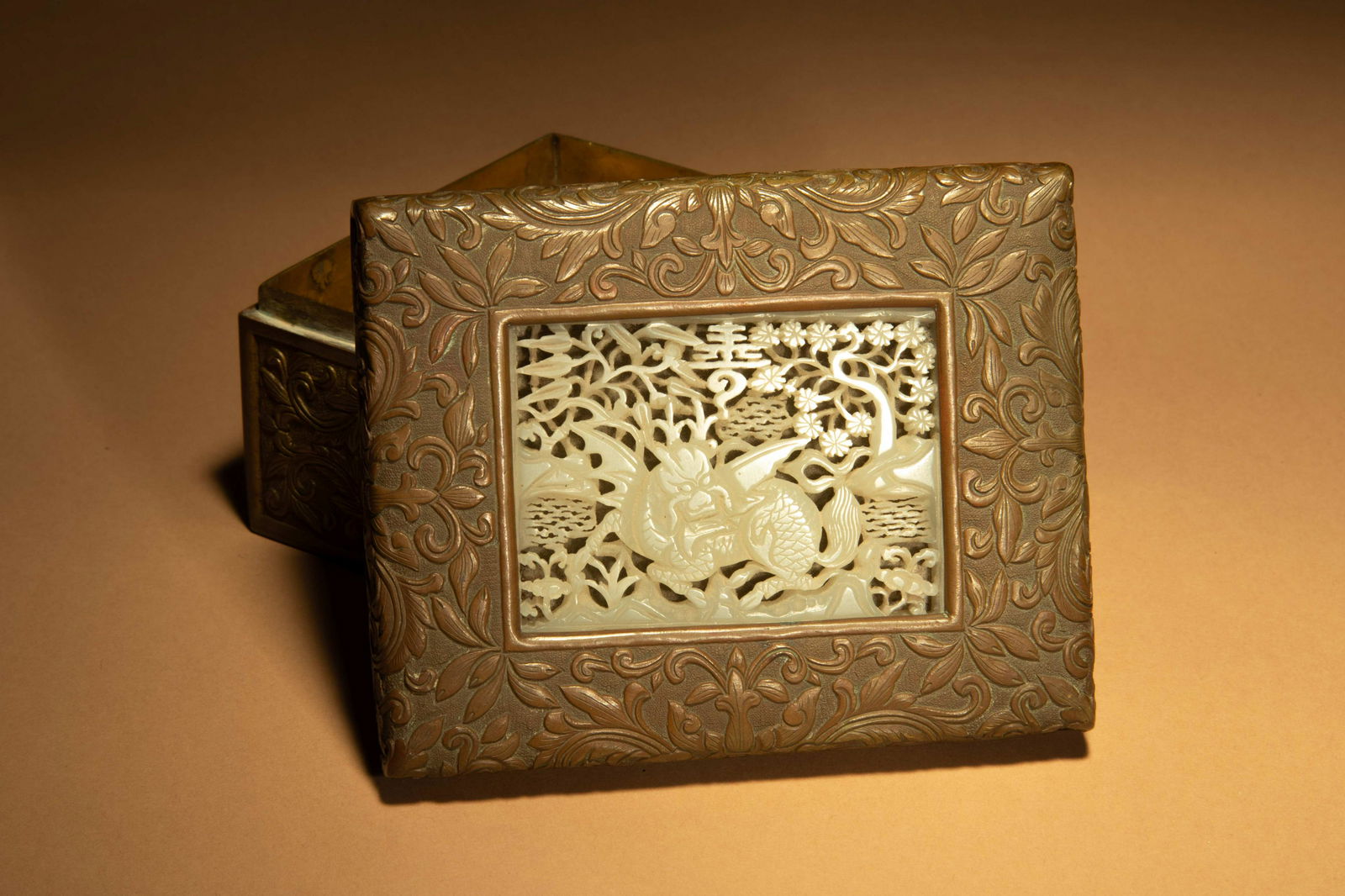 Two Jade Articles (1 of 4)