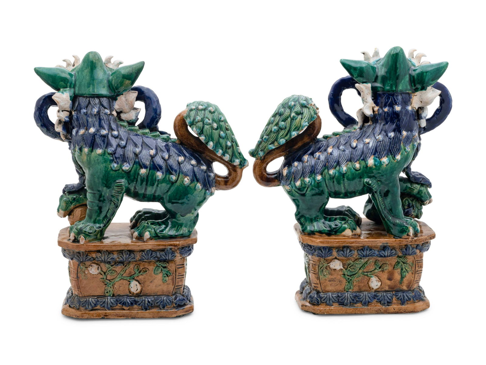 A Pair of Chinese Sancai-Glazed Porcelain Figures of Fu (1 of 2)