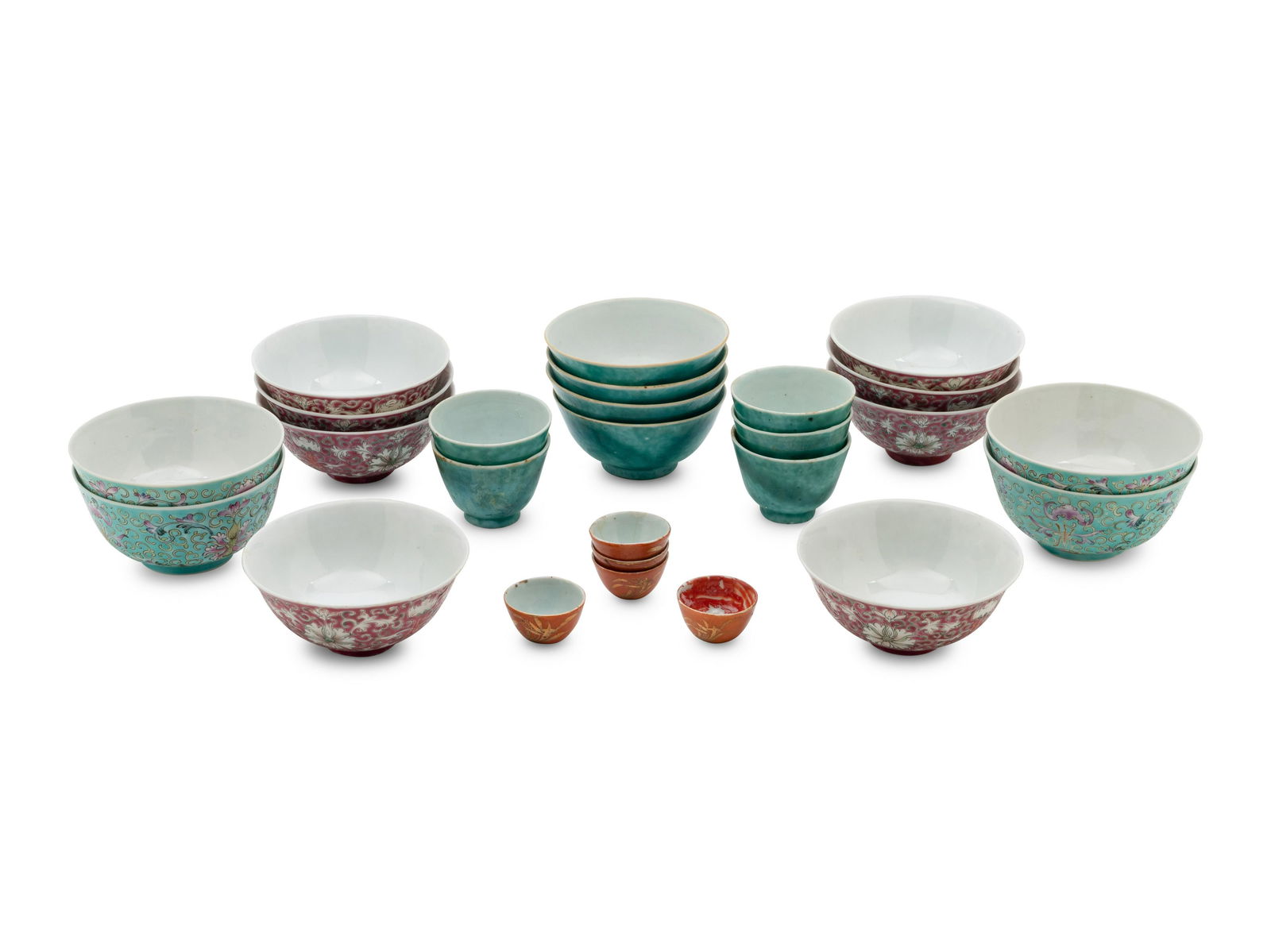 26 Chinese Porcelain Ware (1 of 3)