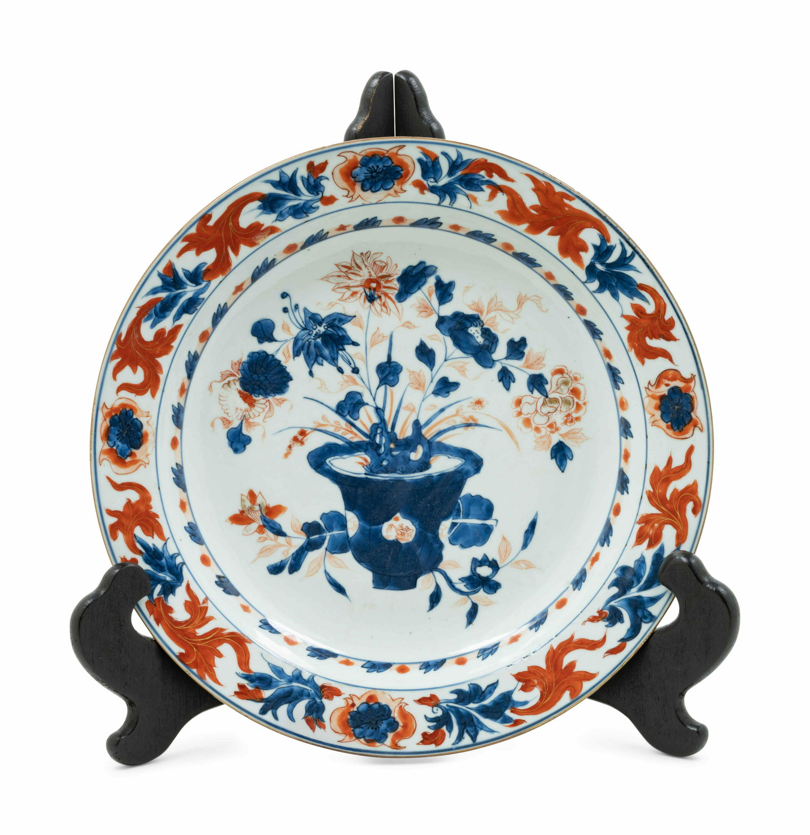 A Chinese Export Porcelain Imari-Style Plate (1 of 2)