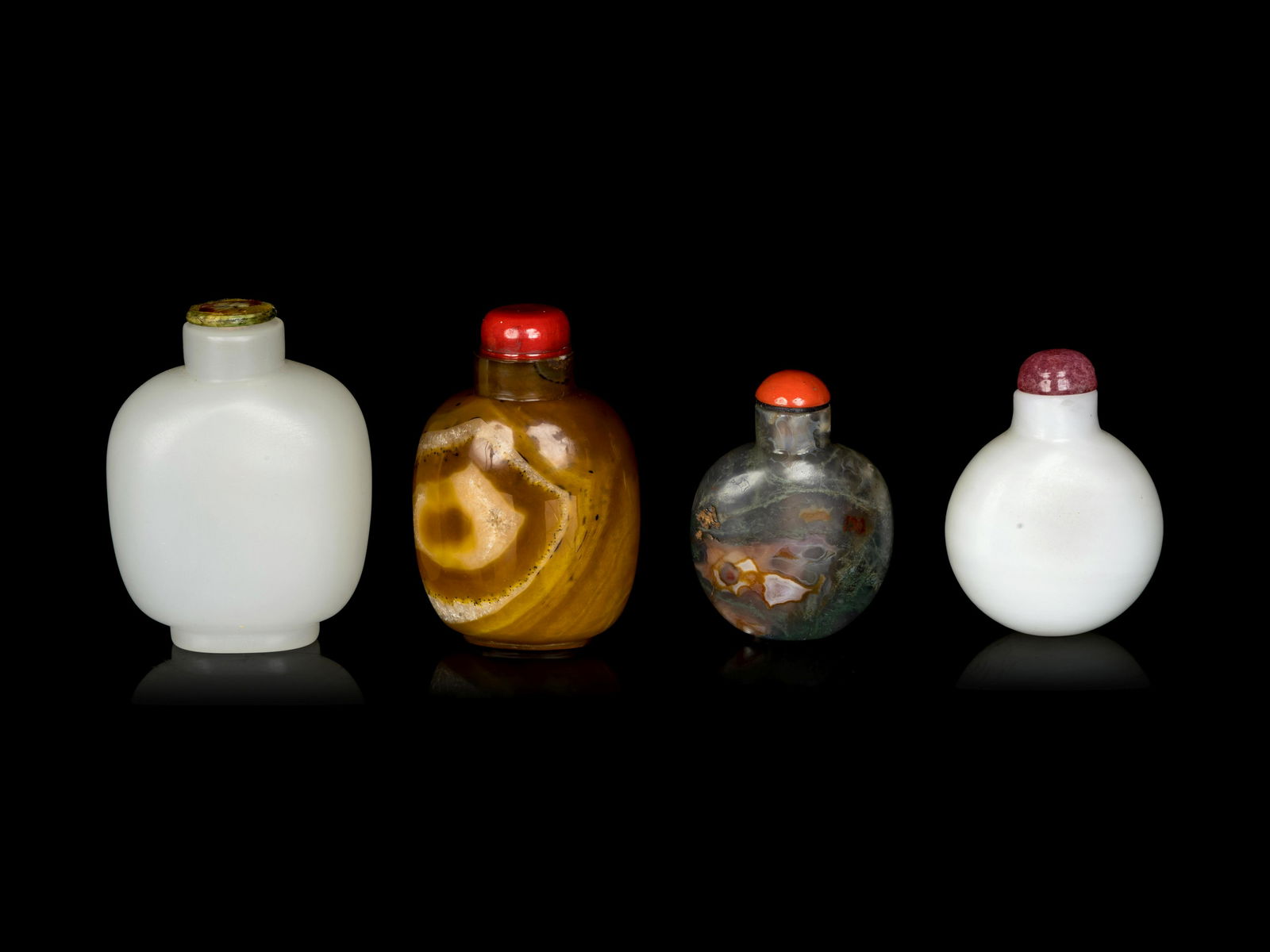 Four Chinese Hardstone and Peking Glass Snuff Bottles (1 of 3)