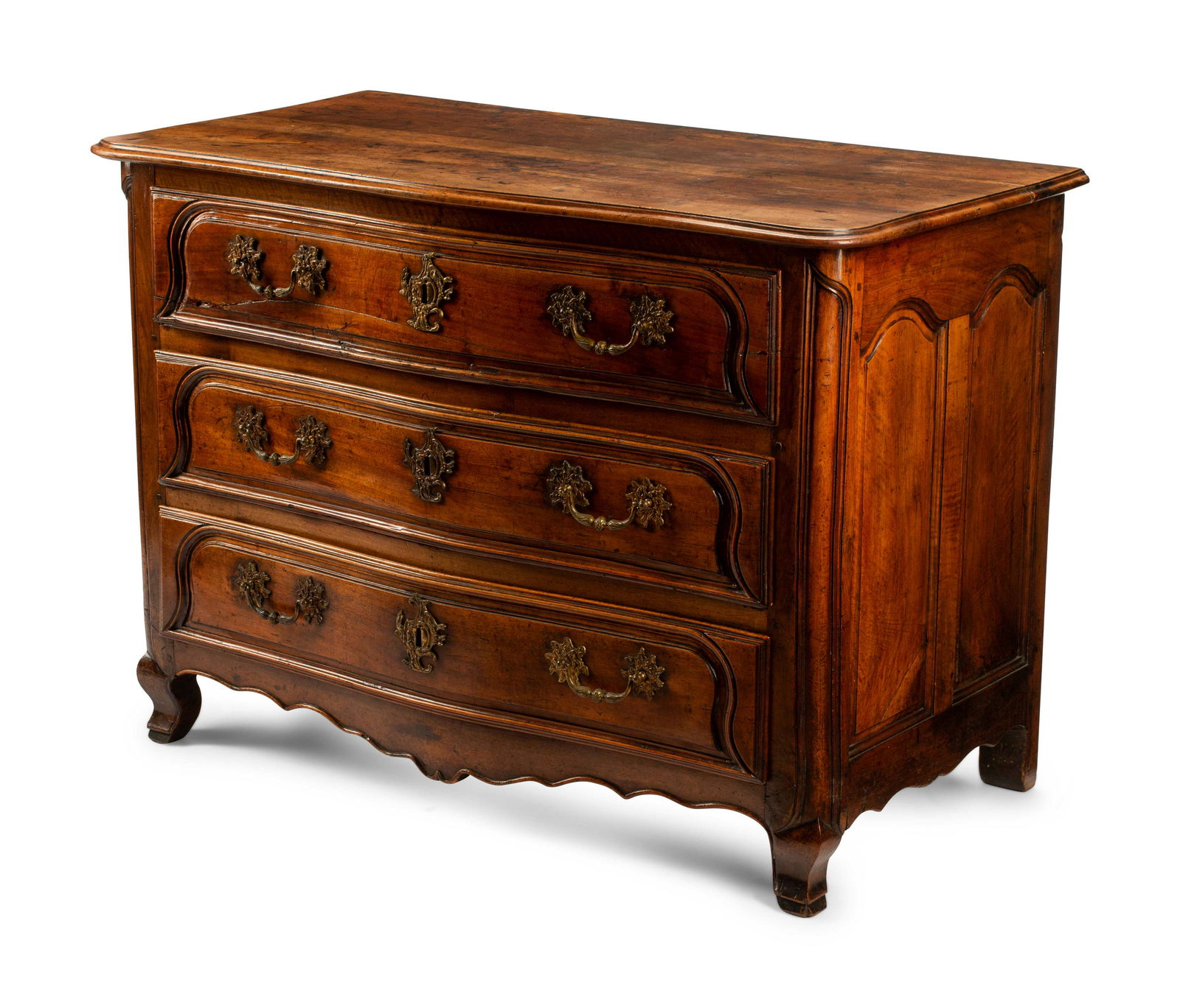 A French Provincial Walnut Chest of Drawers (1 of 2)