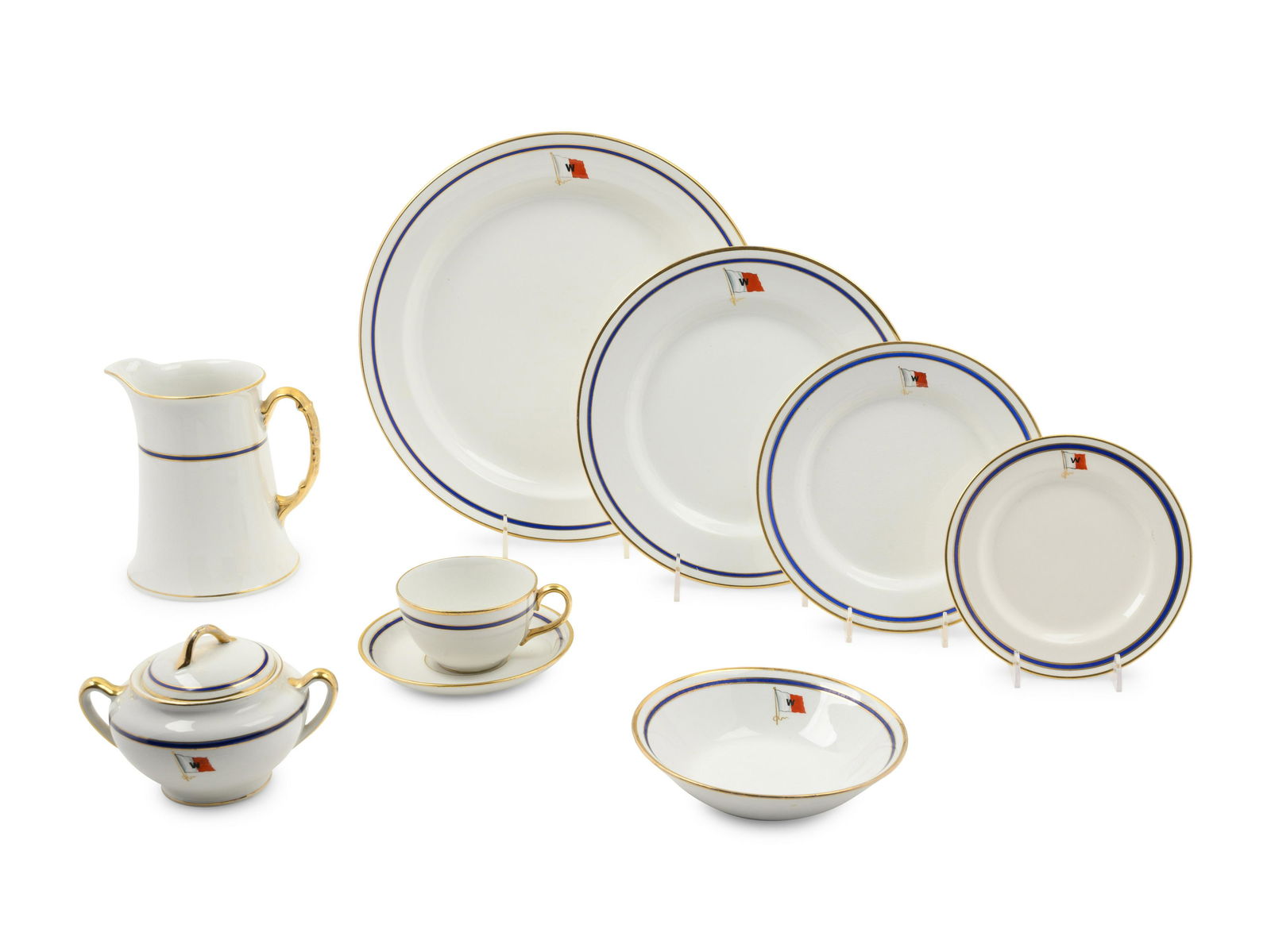 An English Porcelain Dinner Service (1 of 5)