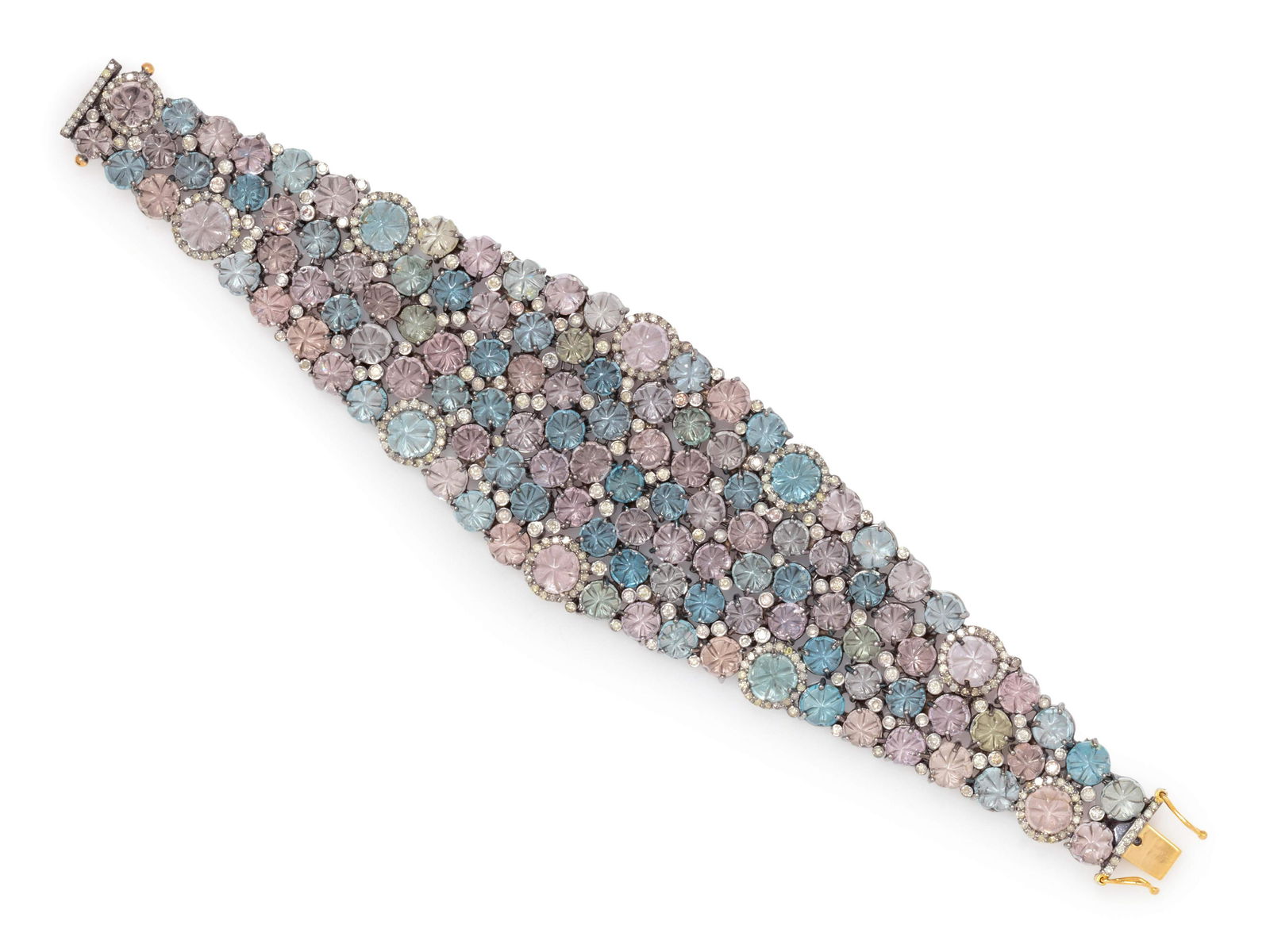 AQUAMARINE, MORGANITE AND DIAMOND BRACELET (1 of 2)