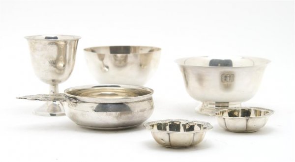 A Collection of Six American Sterling Silver Arti: A Collection of Six American Sterling Silver Articles, comprised of a footed Randahl bowl, a Watson & Co. Exemplar bowl, two Webster nut dishes, a Towle goblet and a Lunt porringer; approximate total 