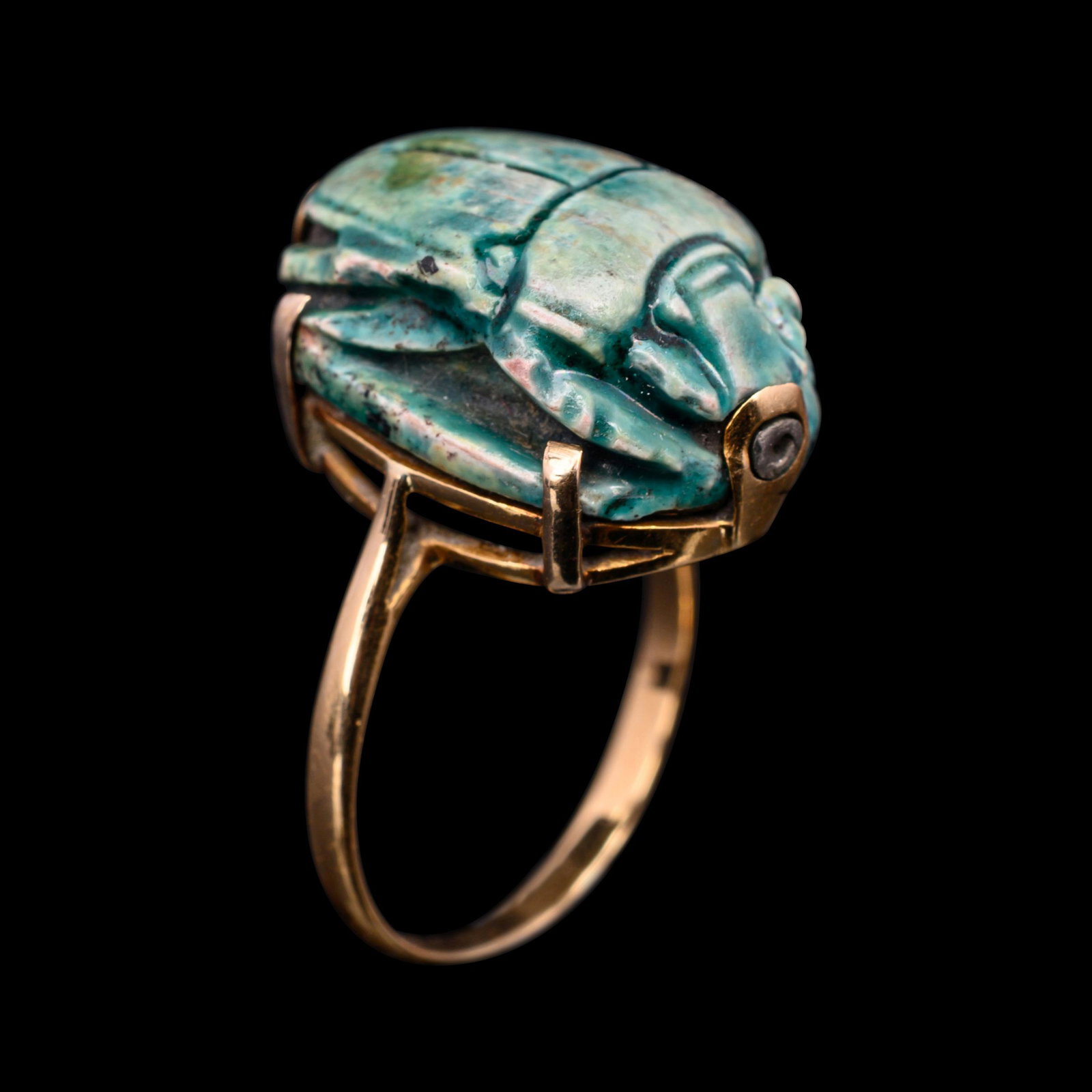 An Egyptian Faience Scarab Ring Length of scarab 5/8 (1 of 4)
