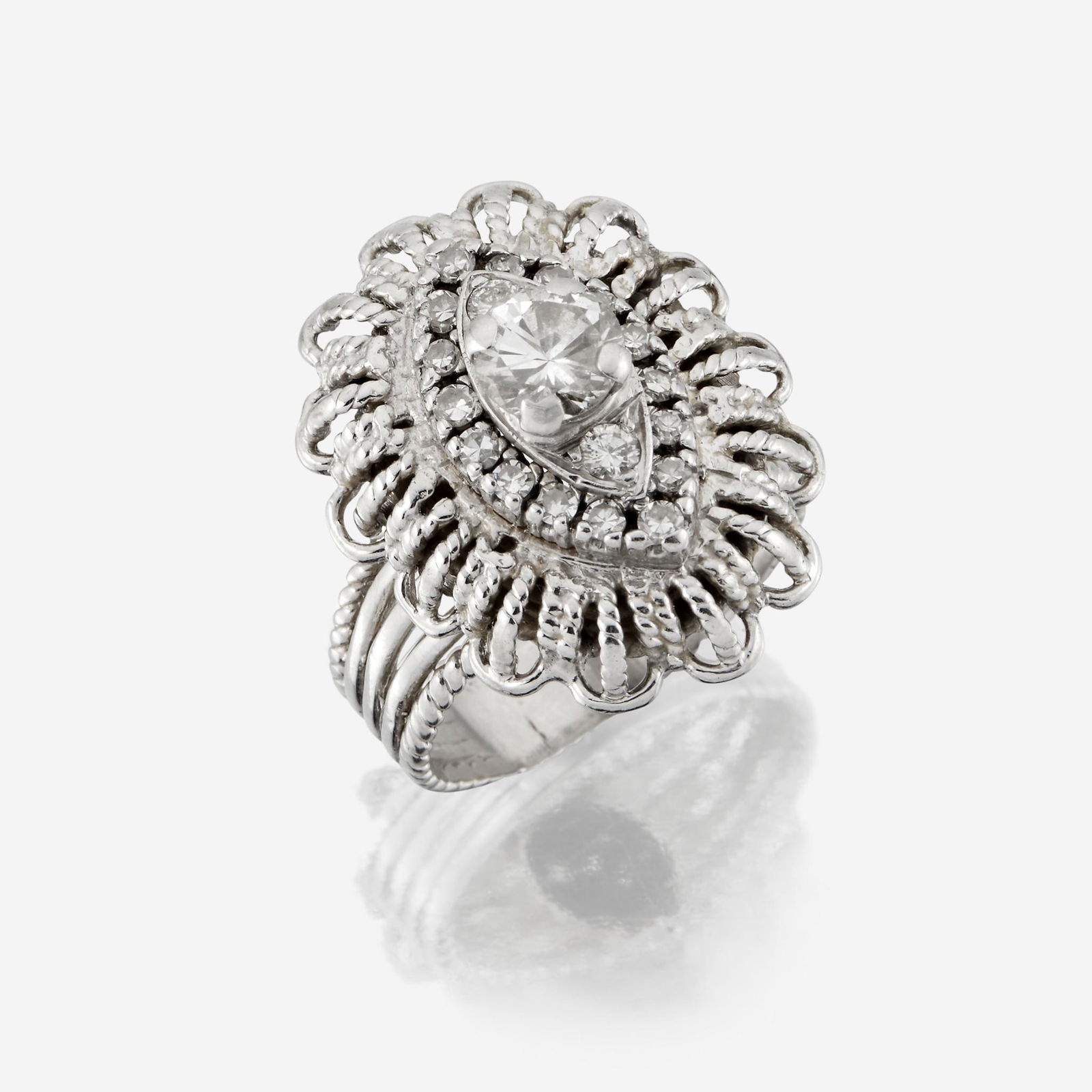 A diamond and fourteen karat gold ring (1 of 2)