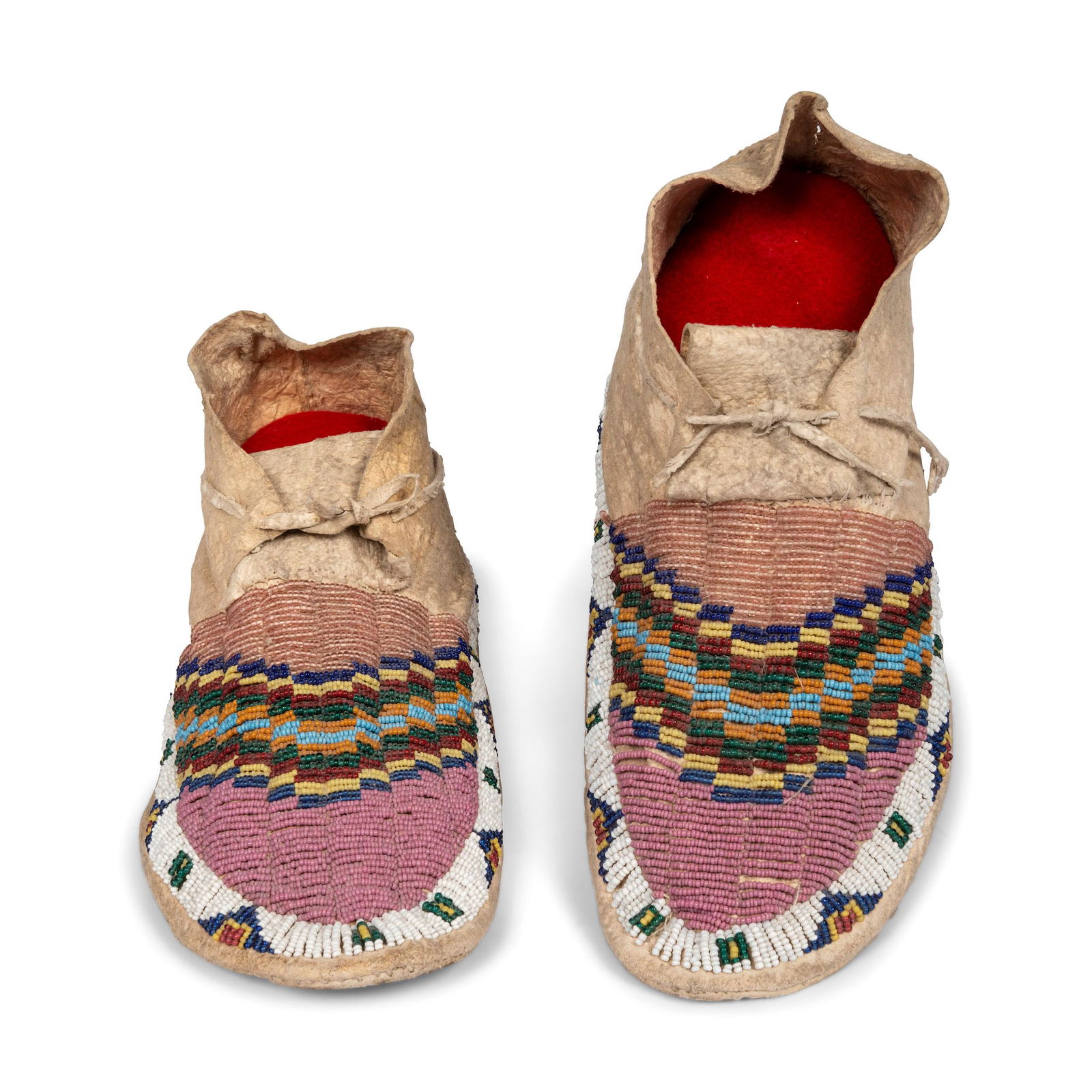 Sioux Beaded Hide Moccasins length 10 inches (1 of 5)