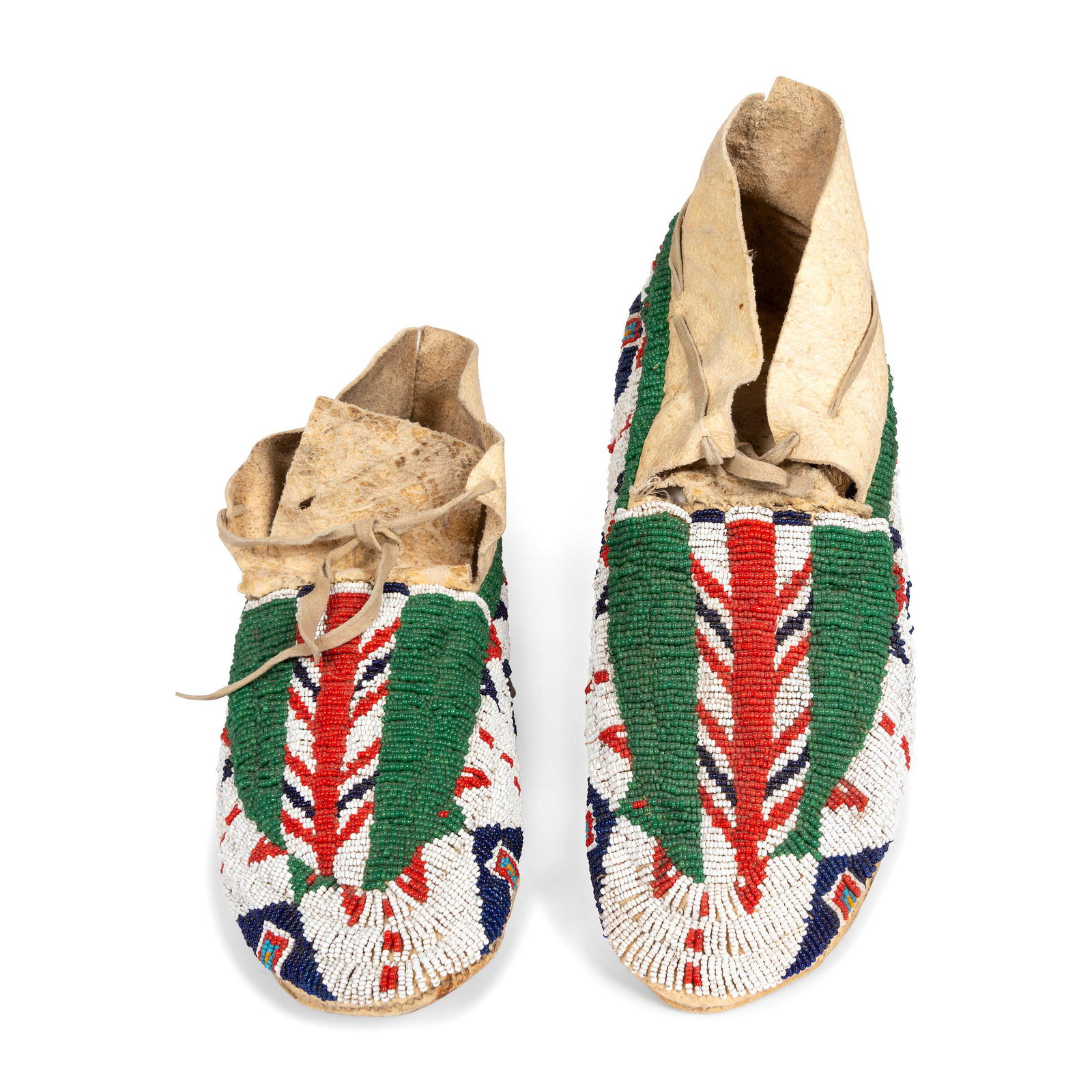 Sioux Beaded Hide Moccasins length 10 3/4 inches (1 of 3)