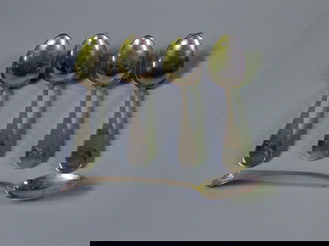 Five silver tablespoons, new york and philadelphi: Five silver tablespoons new york and philadelphia early 19th century Oval handles with monogram and crests, makers Robert Wilson, Gale, Wood & Hughes and Philadelphia's Goelet.