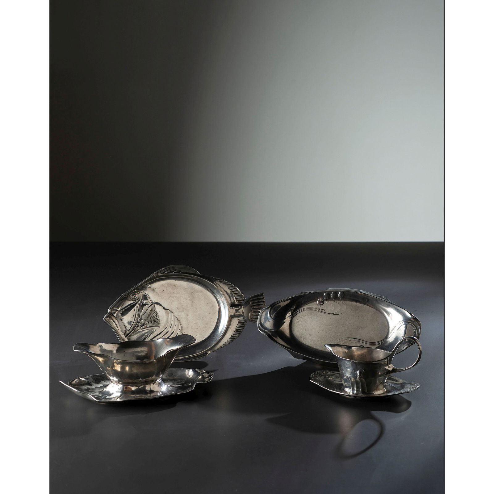 Four Kayserzinn Jugendstil Pewter Serving Articles (1 of 3)