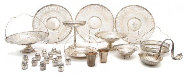 A Collection of American Sterling Silver Articles, Heig: A Collection of American Sterling Silver Articles, comprising 14 individual casters, 2 compotes, 2 beakers, a ladle, 2 baskets and a footed bowl; approximate total weighable 21.80 ozt. Height of talle