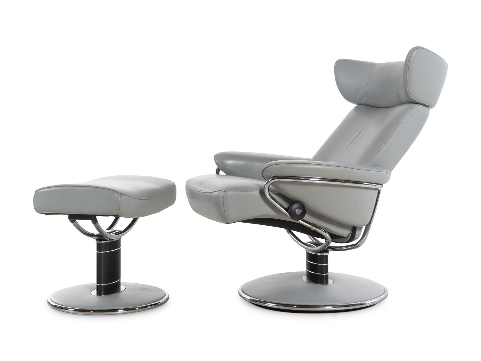 A Contemporary Italian Chrome-Finished Leather Lounge (1 of 3)