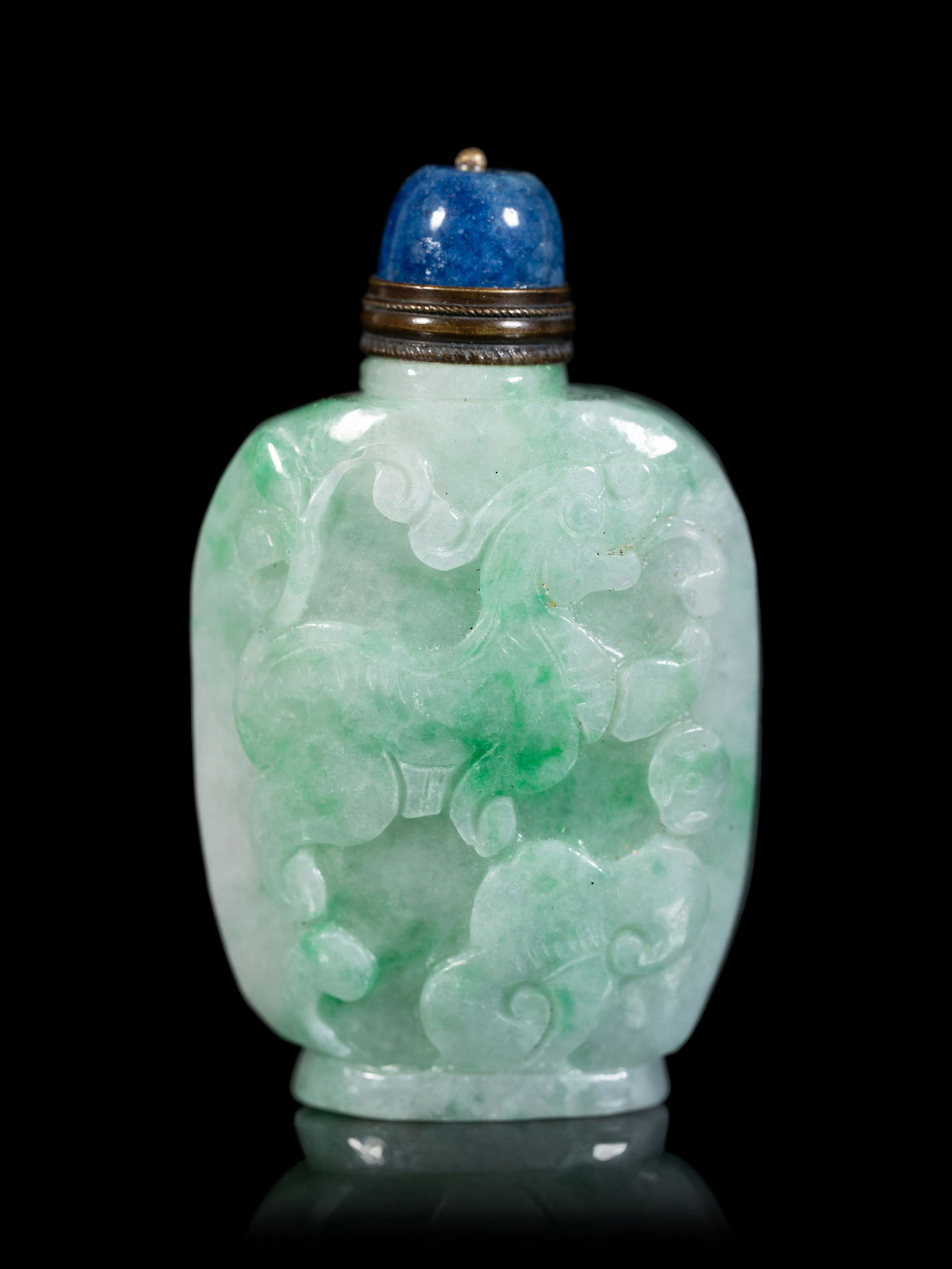 An Apple Green and Pale Celadon Jadeite Snuff Bottle (1 of 4)
