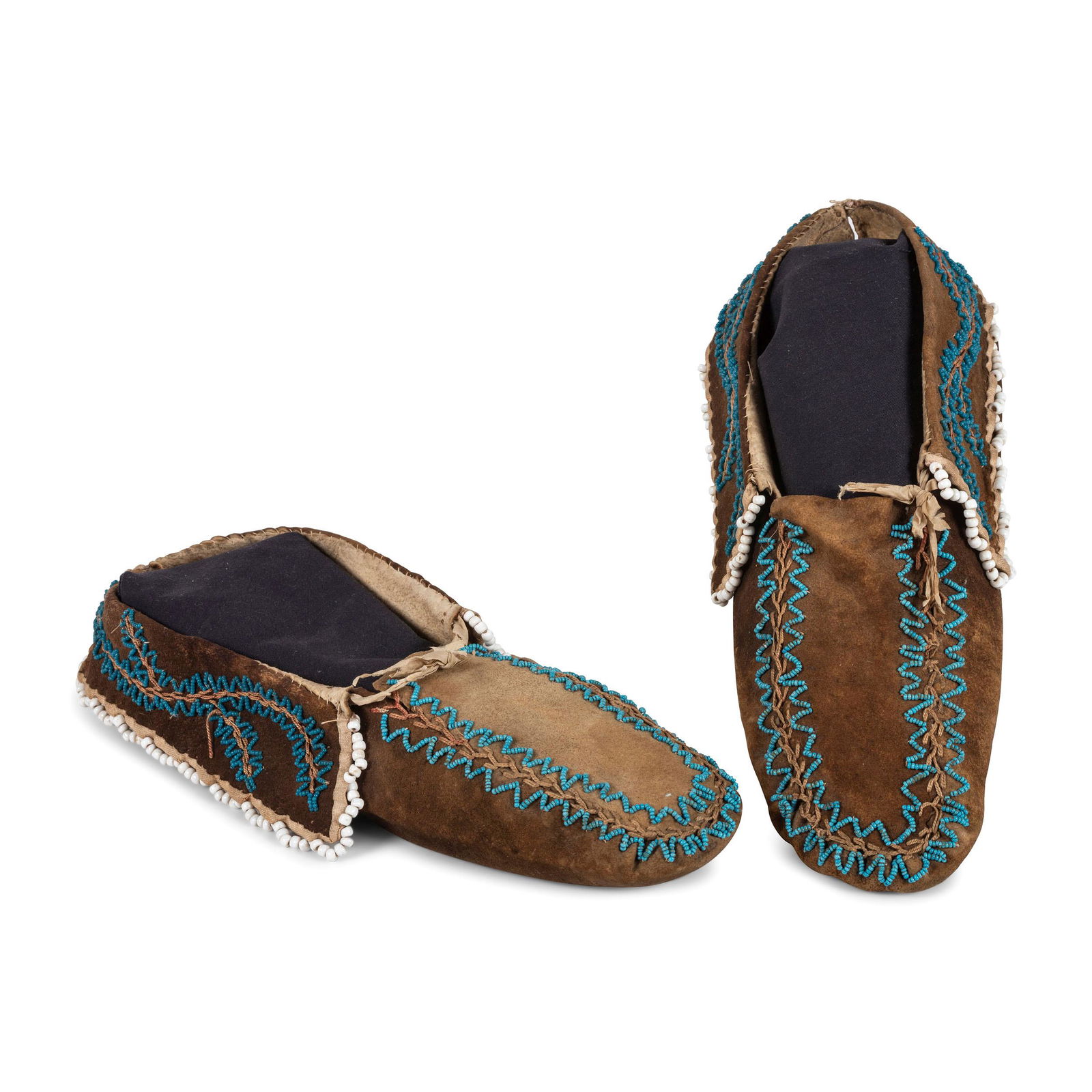 Huron and Haudenosaunee Beaded Hide Moccasins (1 of 7)