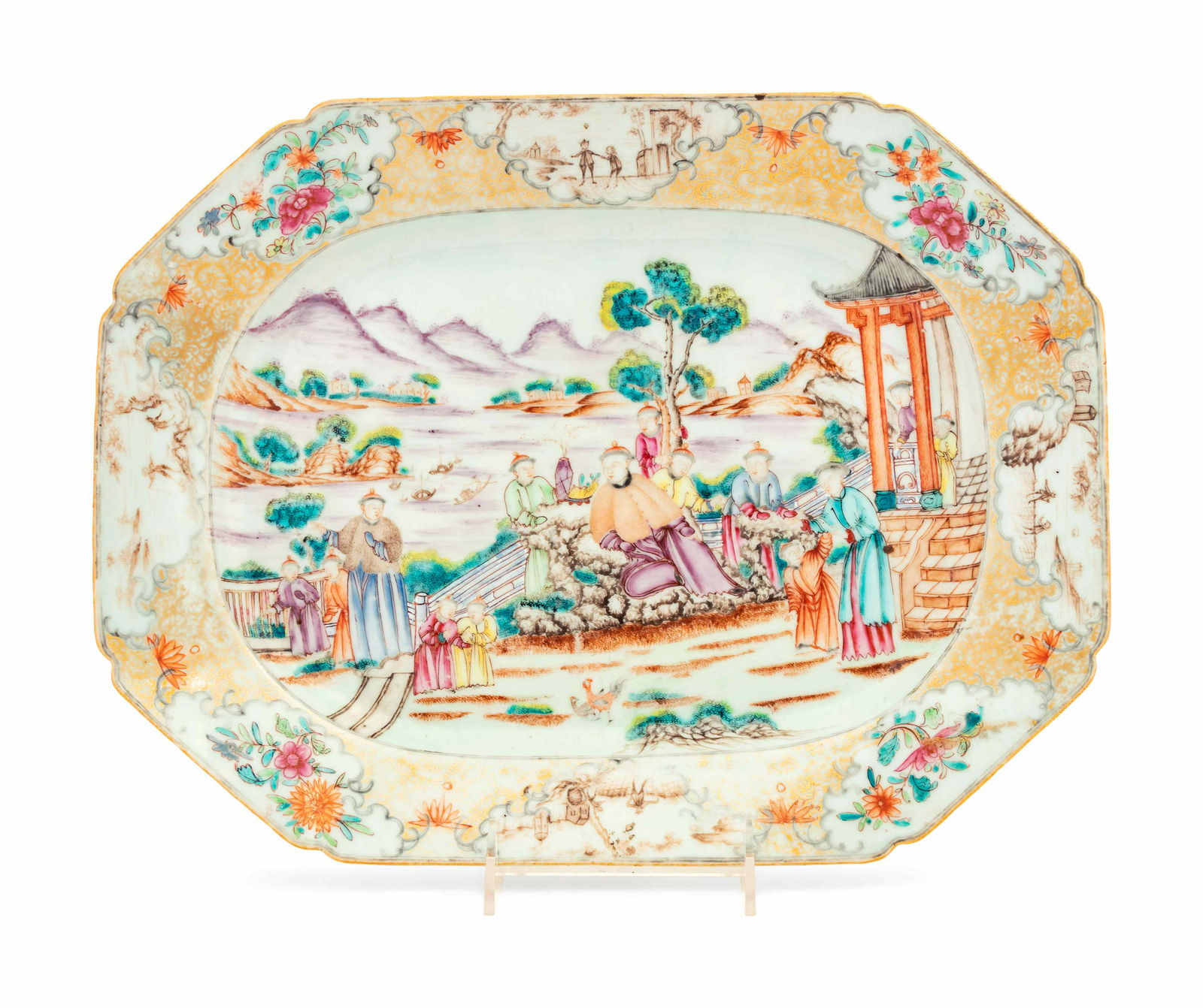 A Chinese Export Porcelain Platter (1 of 3)