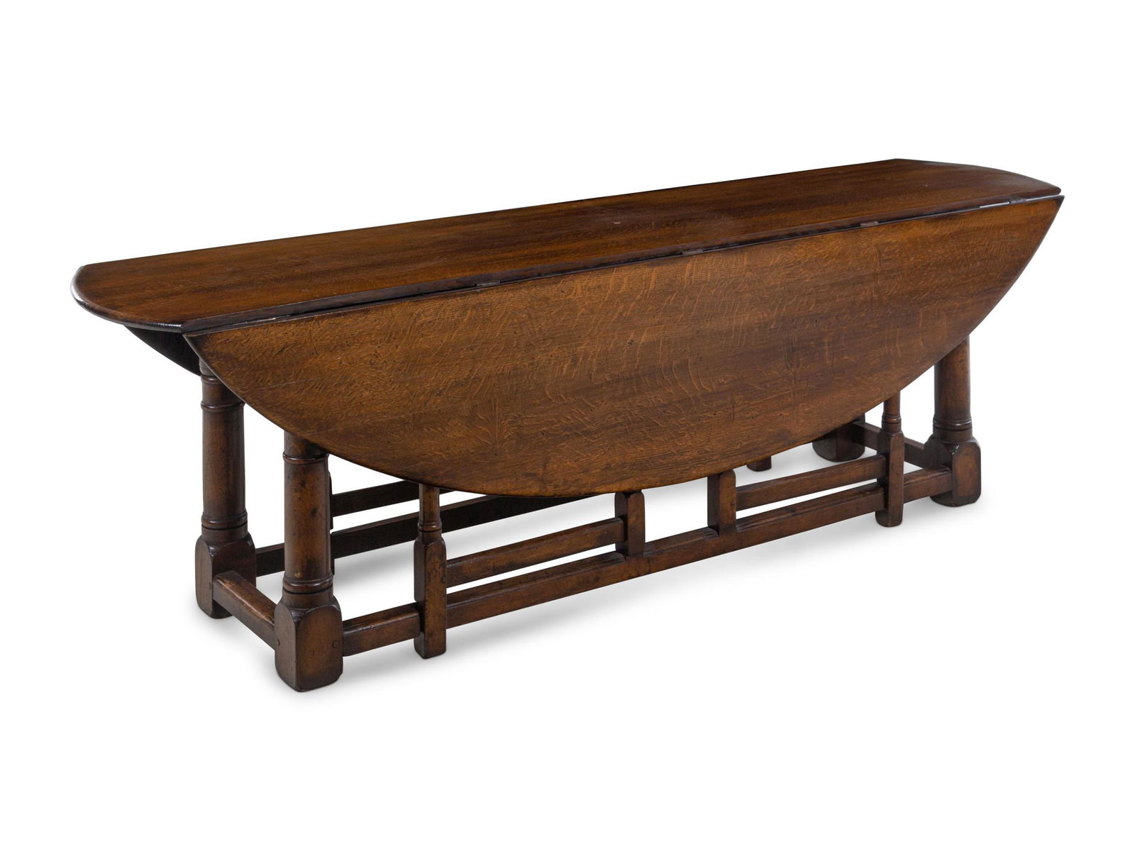A William and Mary Style Oak Drop-Leaf Table (1 of 3)