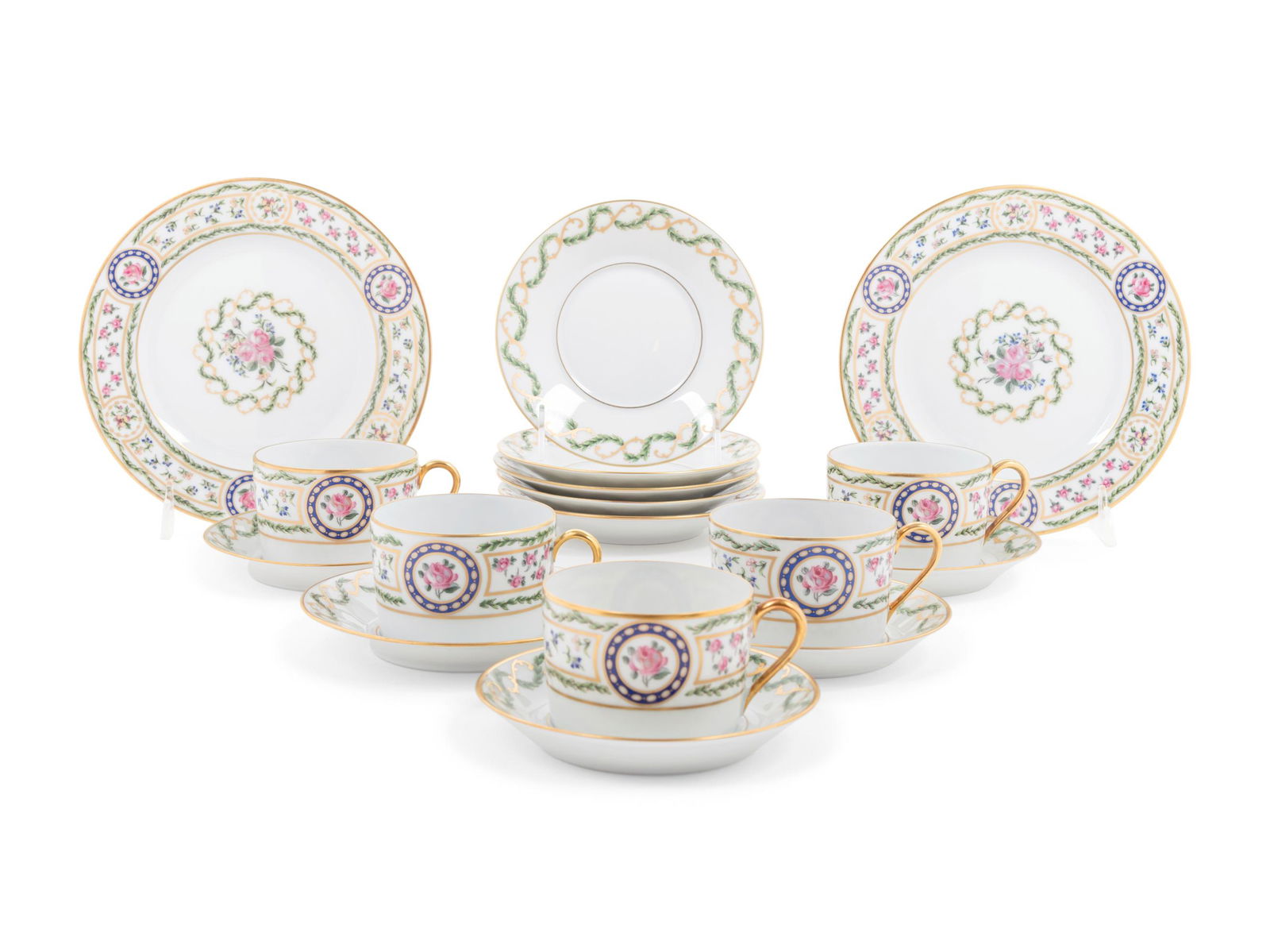 A Haviland Limoges Porcelain Louveciennes Dinner (1 of 4)