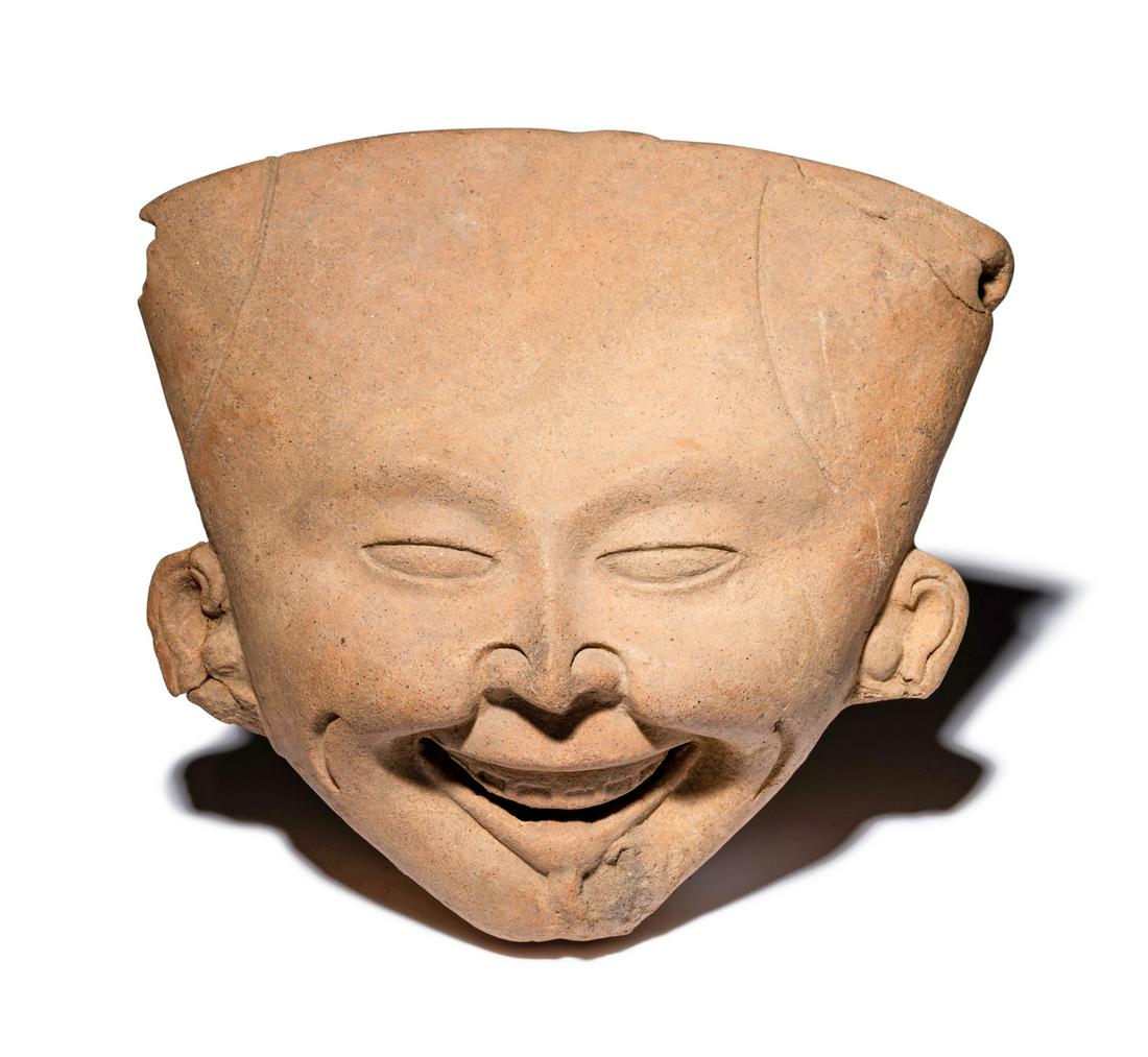 A Veracruz Sonriente Head Height 7 inches (17.5 cm). (1 of 4)