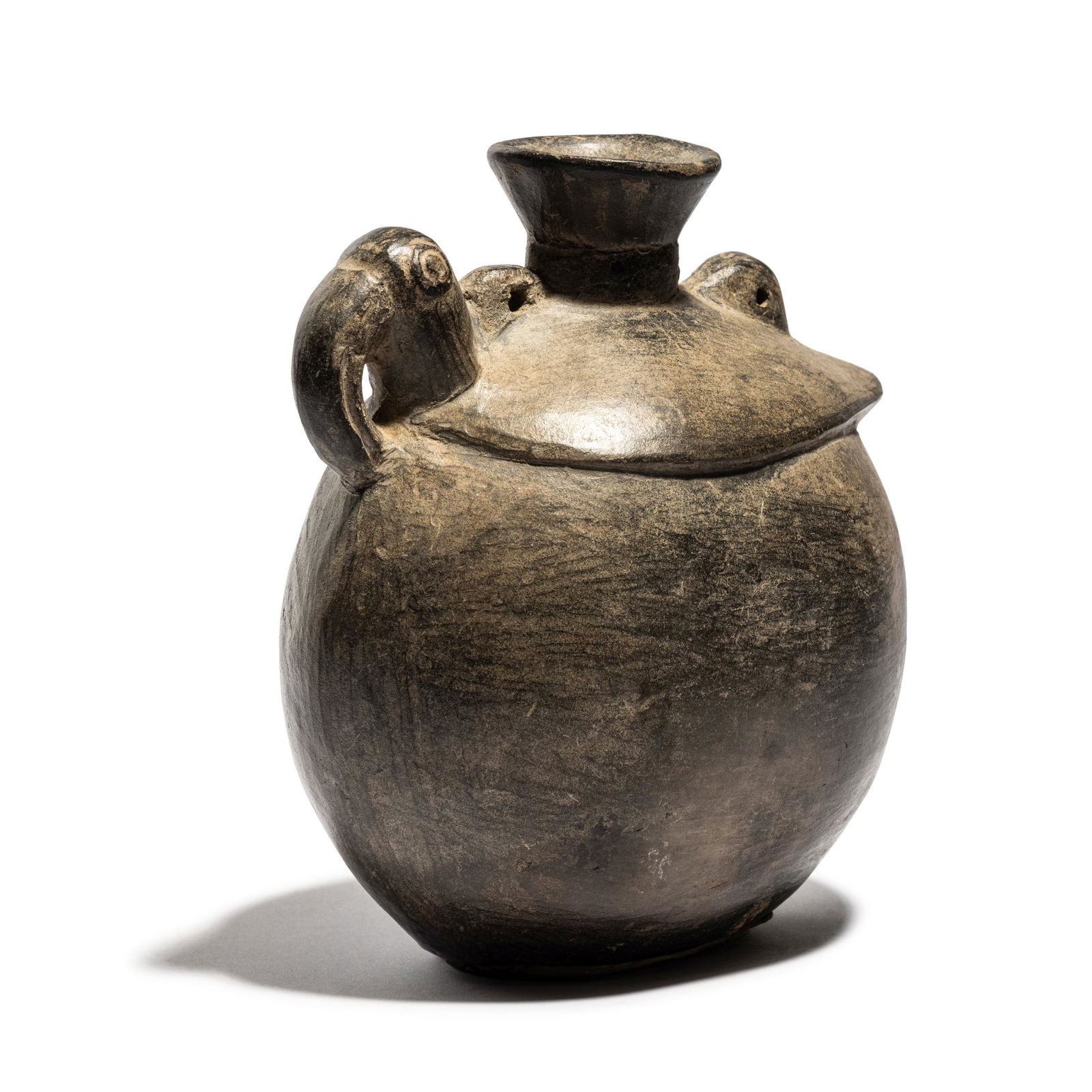 A Chimu Bird Effigy Vessel Height 7 1/4 inches (18 cm). (1 of 6)