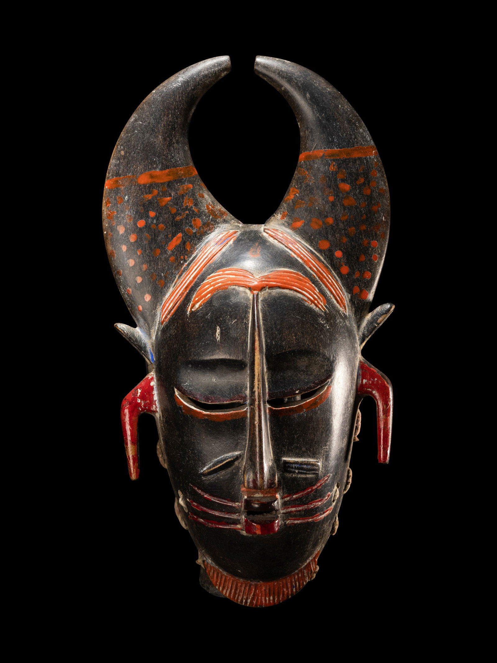 A Kulango Wood Mask Height 13 inches (33 cm). (1 of 4)