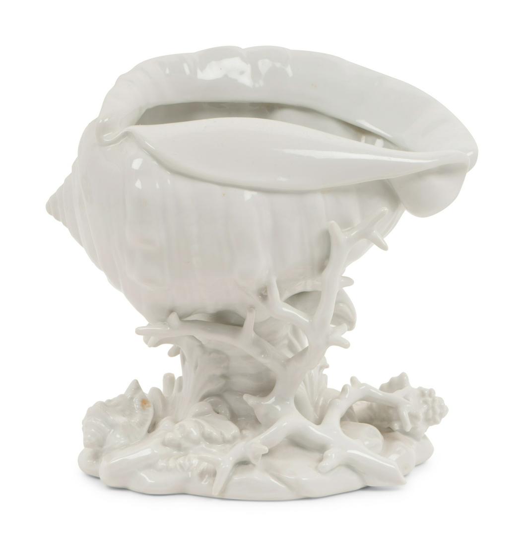 A Ginori Blanc-de-Chine Porcelain Shell Ornament (1 of 5)