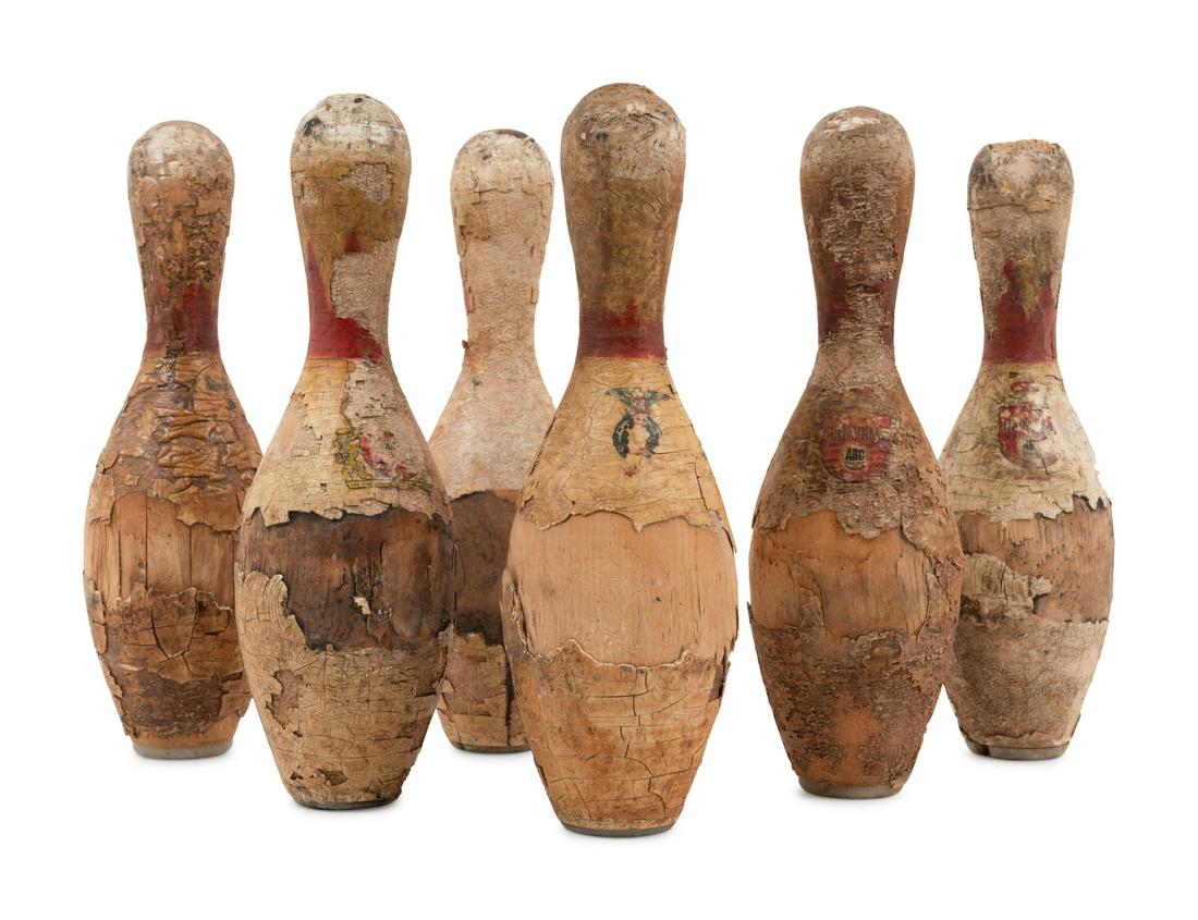 A Set of Twelve Vintage Brunswick Dura-King Red Crown (1 of 2)