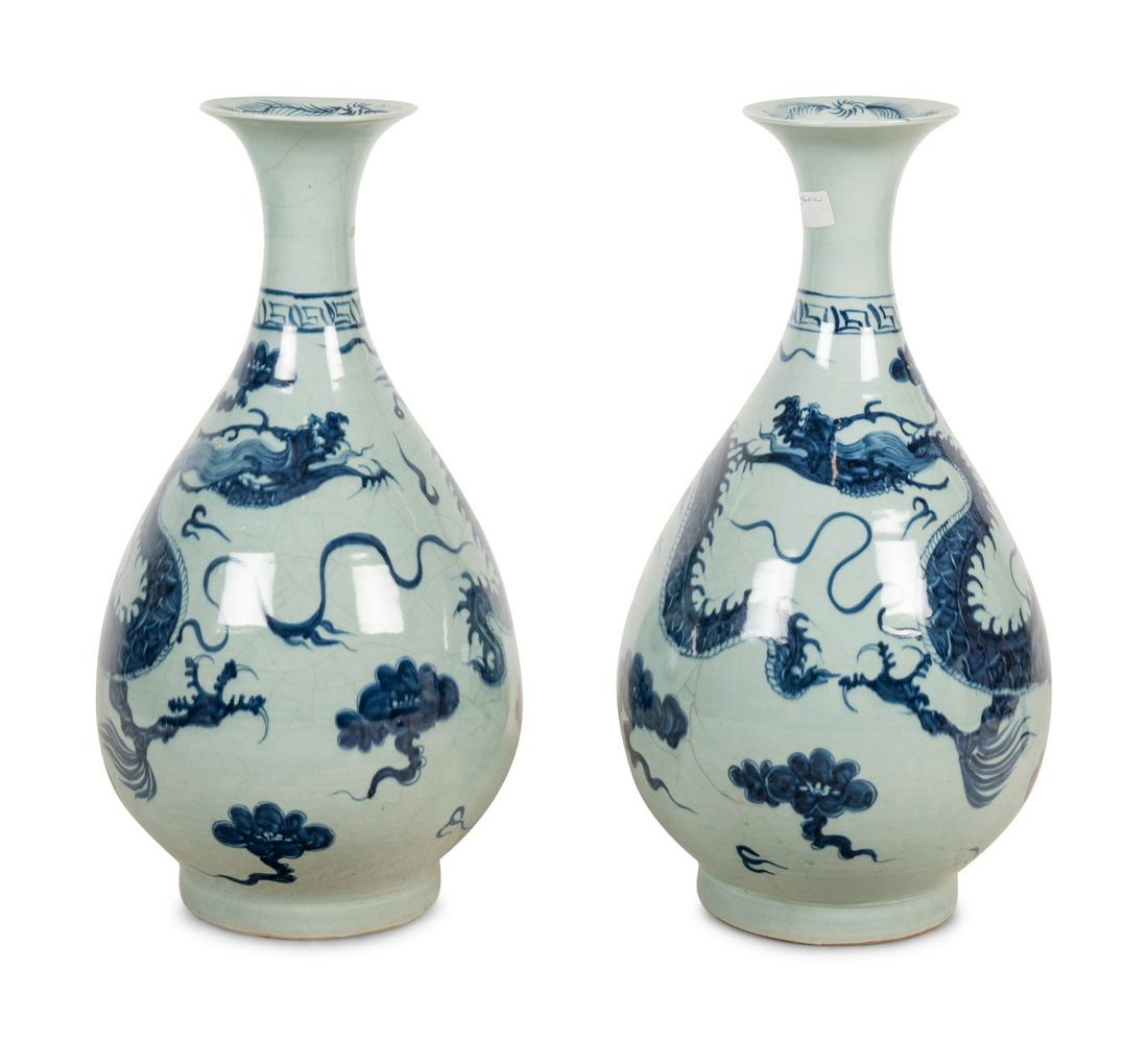 A Pair of Chinese Blue and White Porcelain Dragon Vases (1 of 5)
