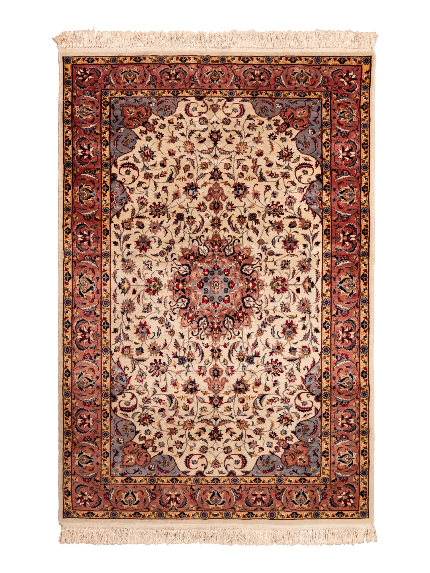 A Tabriz Wool Rug (1 of 4)