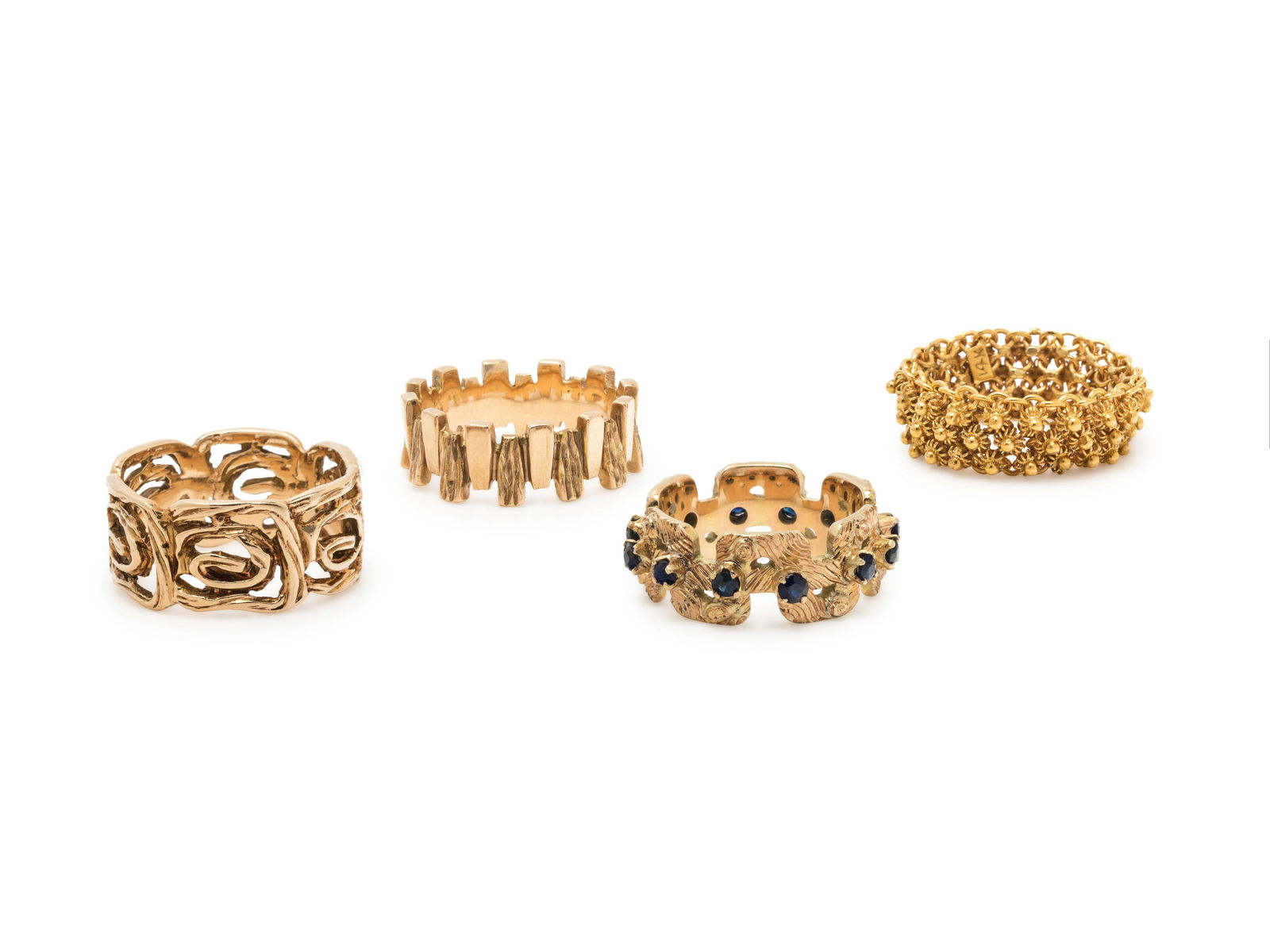 COLLECTION OF YELLOW GOLD RINGS (1 of 1)
