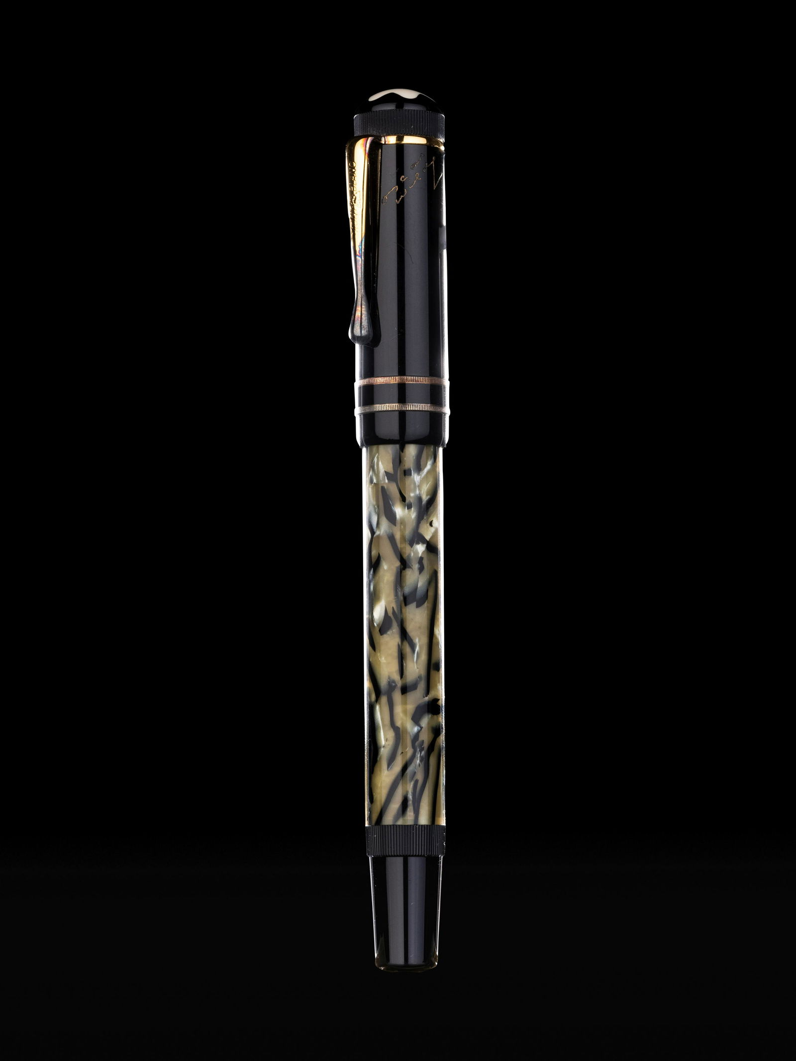 Montblanc: Oscar Wilde Limited Edition Fountain Pen (1 of 6)